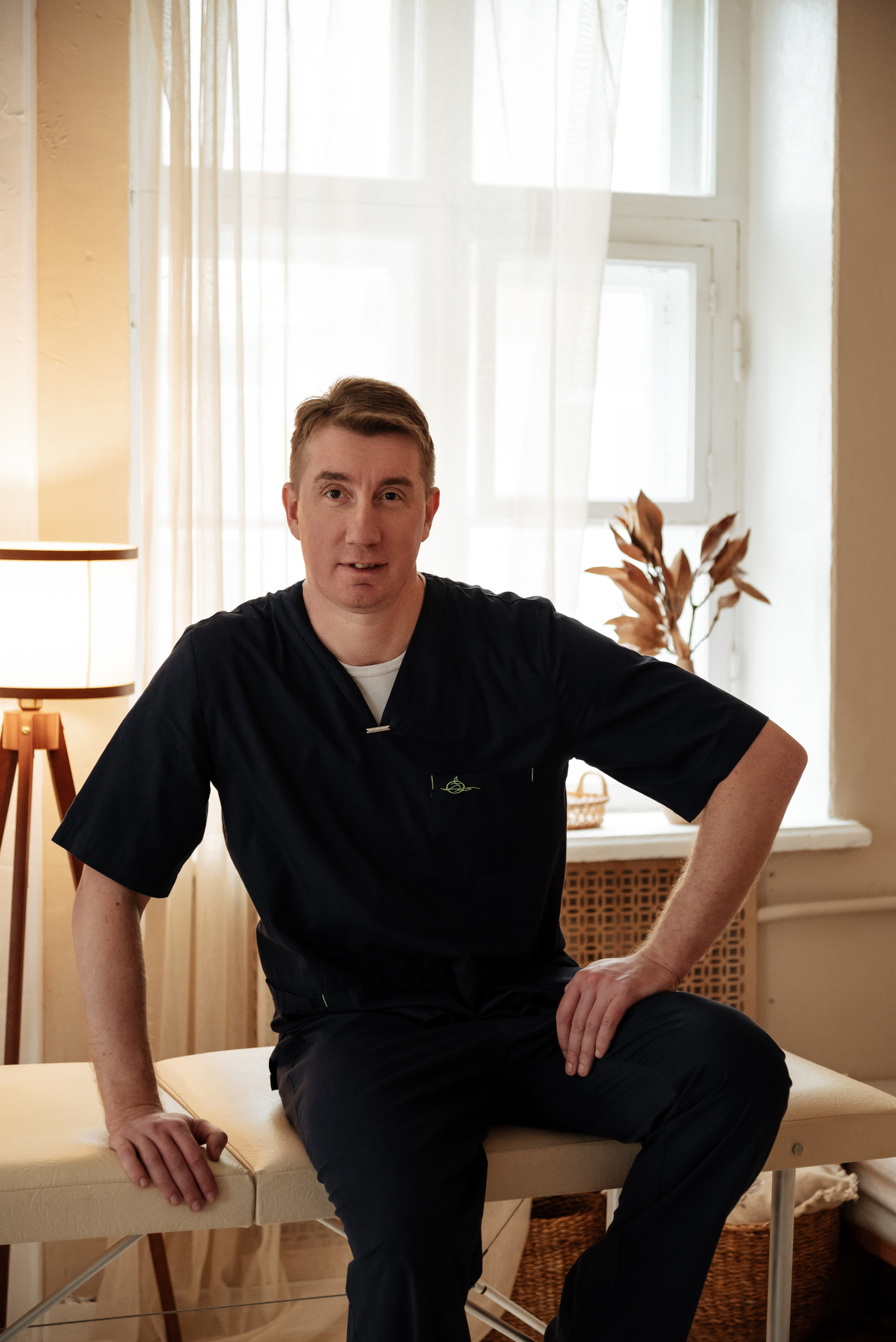 Массажист. Семейный и свадебный фотограф в Севастополе Лиза Печенько