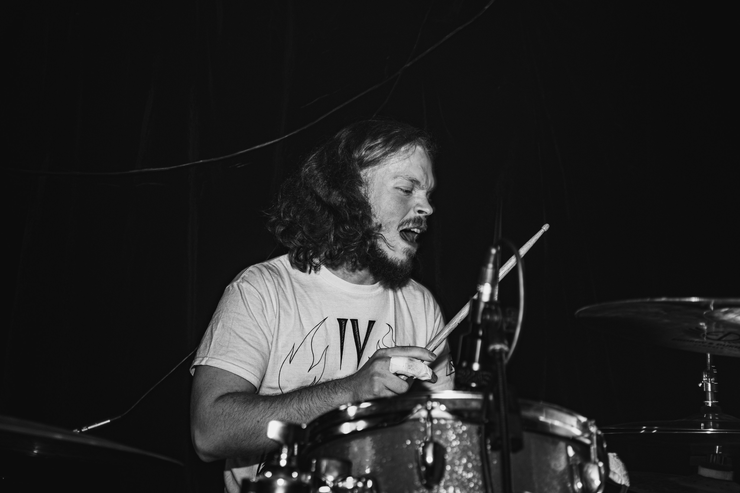 Laugar & Шумы Штормовых Широт & Пожары На Дальнем Севере 11.10.2025. Репортажный фотограф в Москве Legiodot