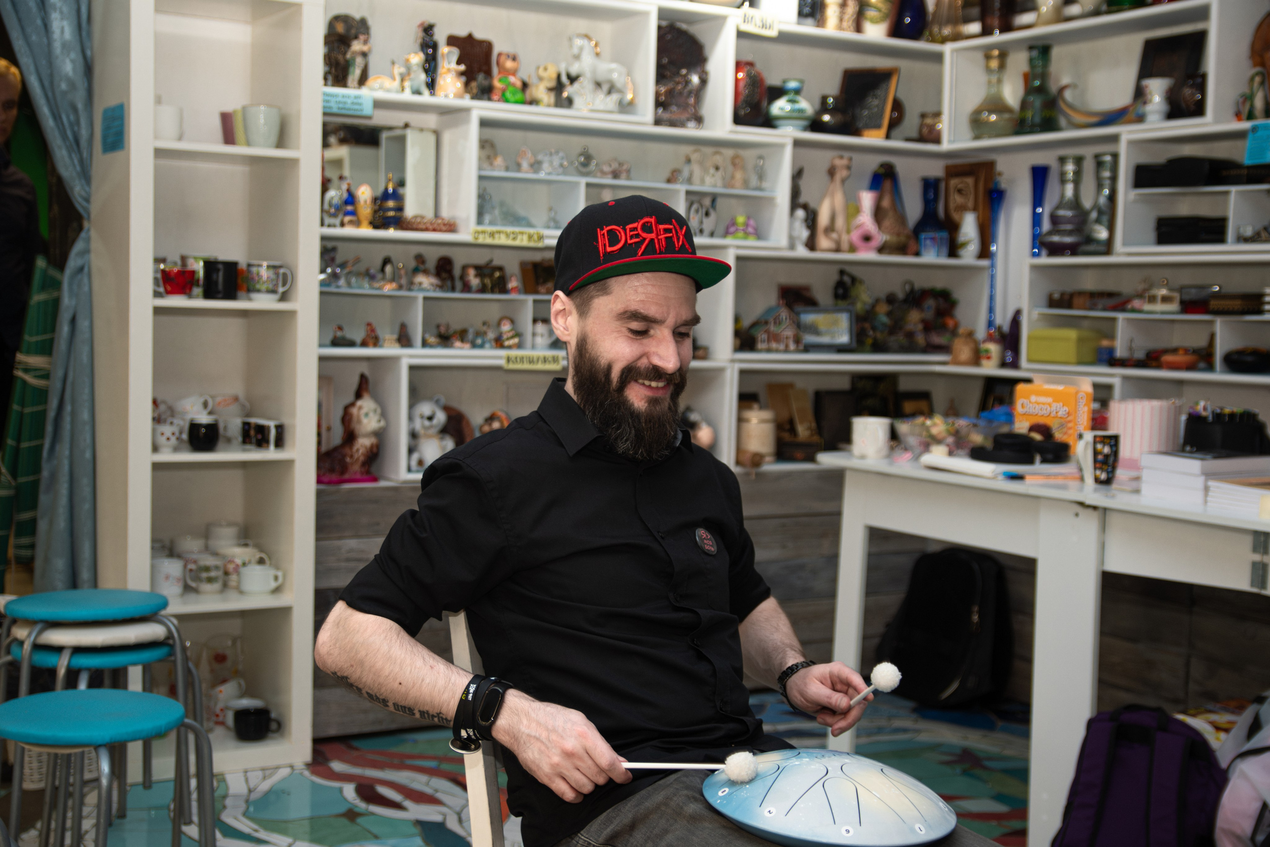 Творческий вечер автофикшн-книги Оли Черных «Абдоминально». Репортажный фотограф в Москве Legiodot