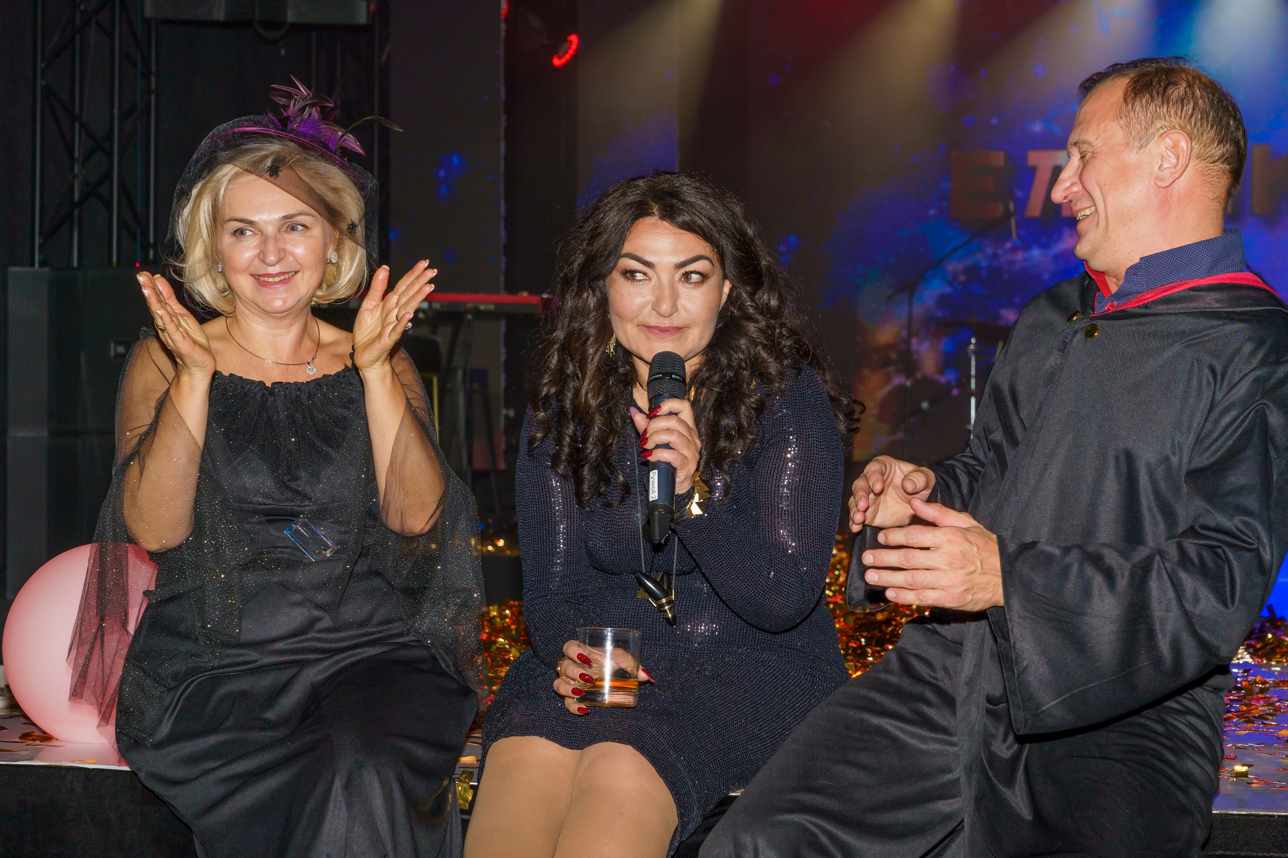 Взрослый день рождения. Photomantis