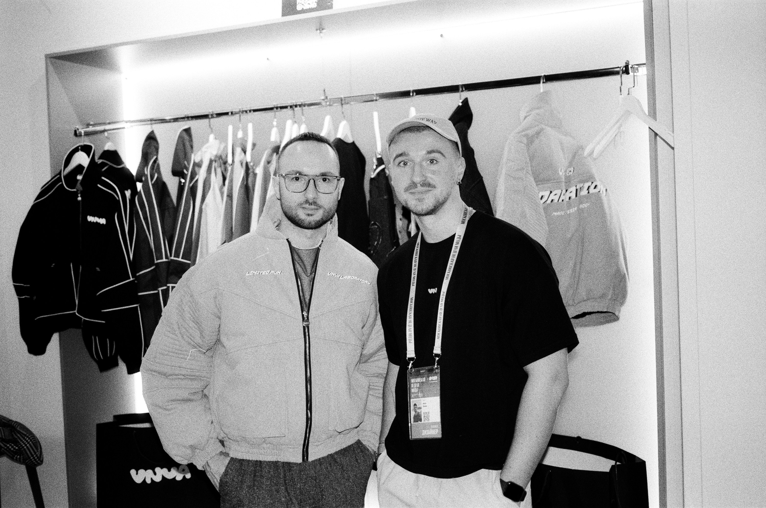 День 2. Плёночный фотограф Москва, Саша Звук