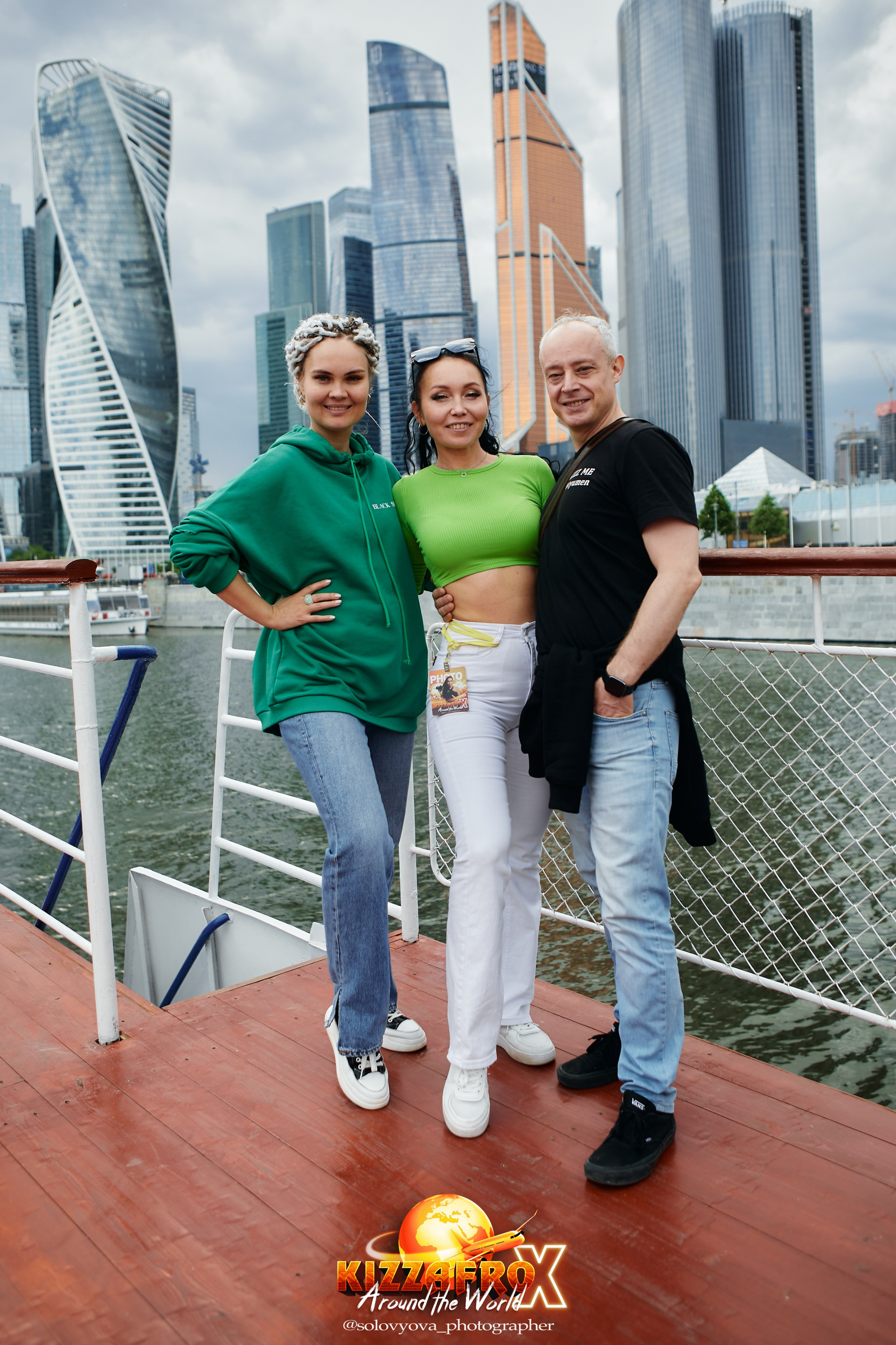 Boat party. Свадебный фотограф