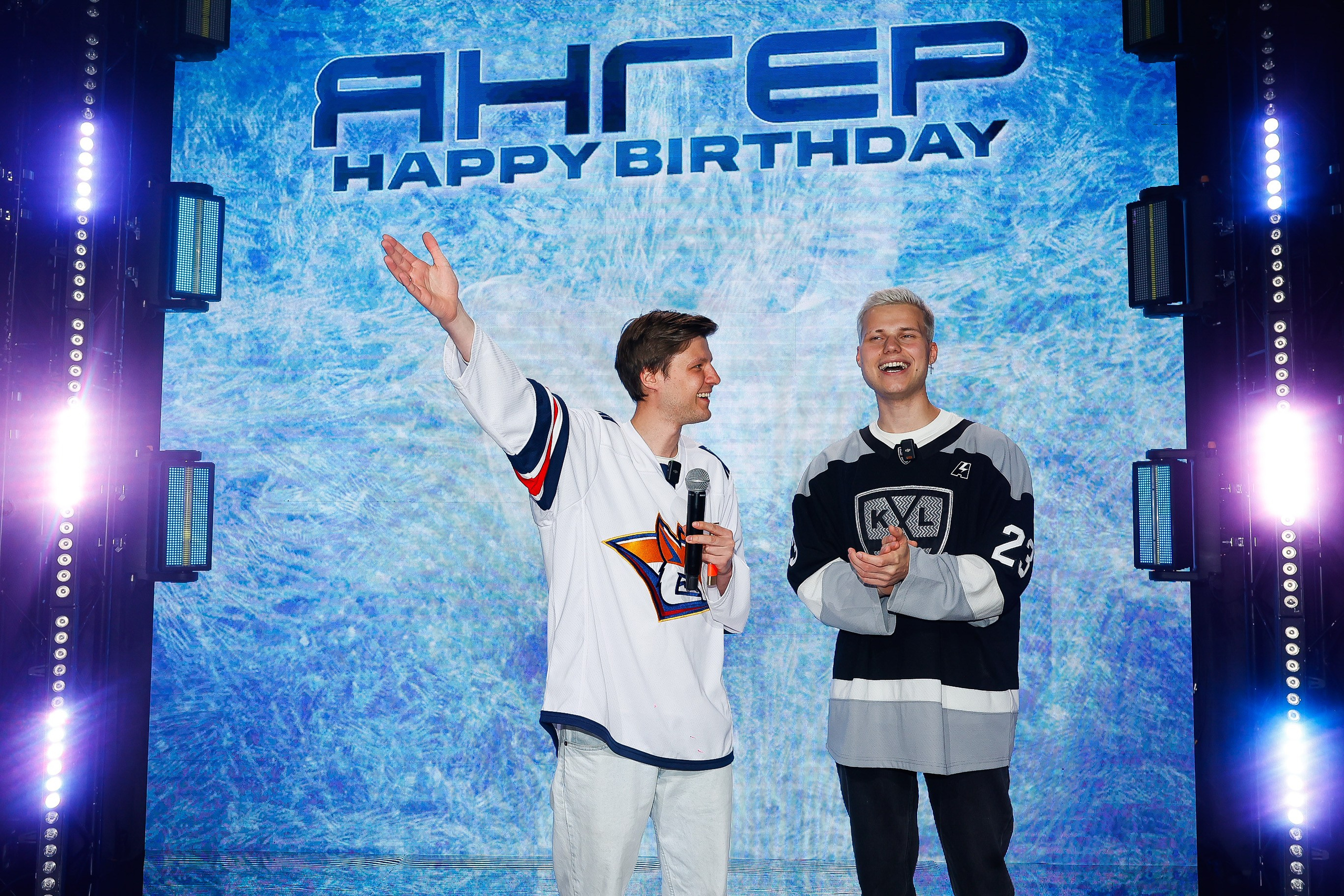 ЯНГЕР. Nikolskayasecular