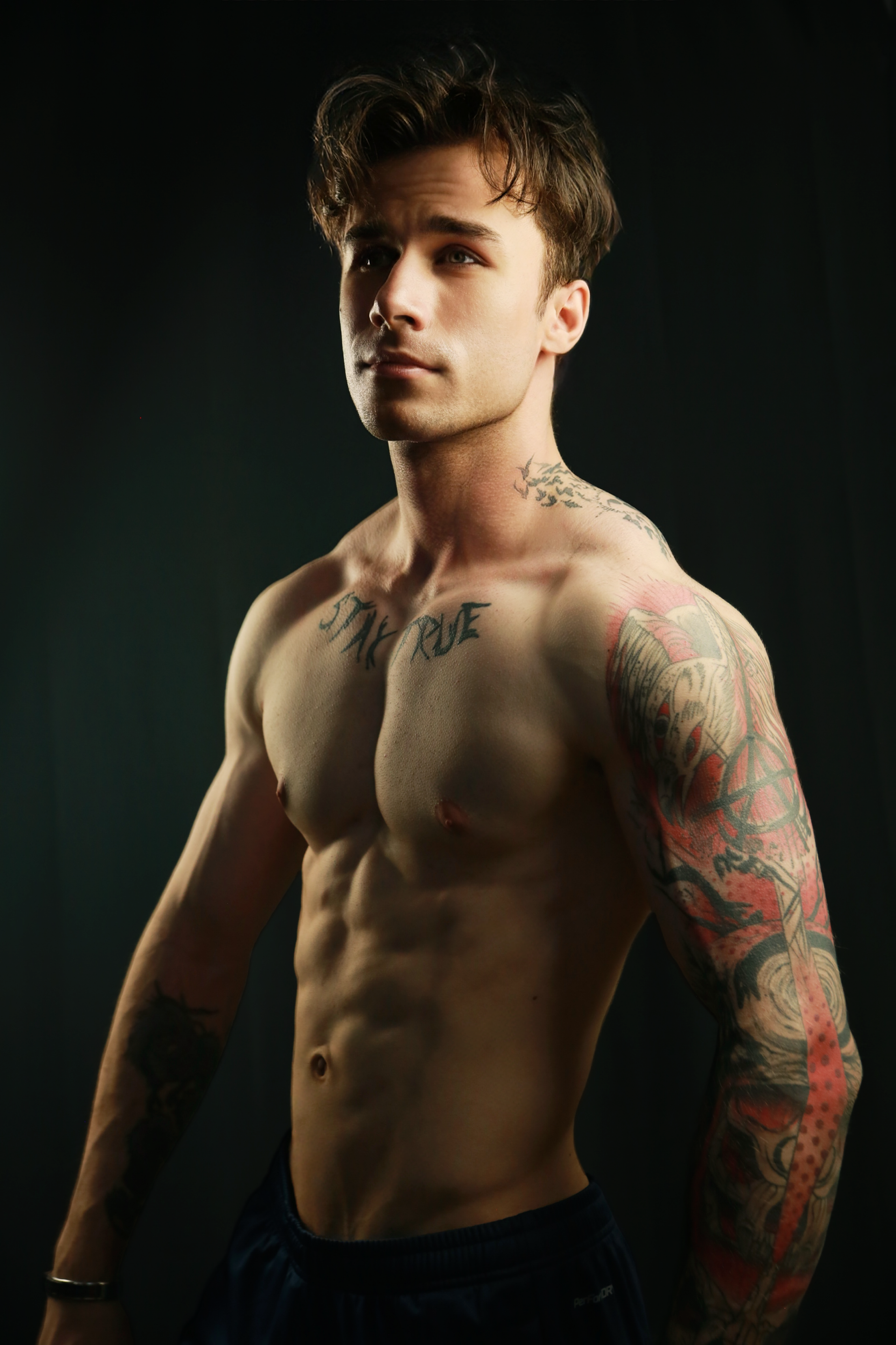 ВНЕ СТУДИИ. Фотограф в Хабаровске готовые фото в течение 24 ч