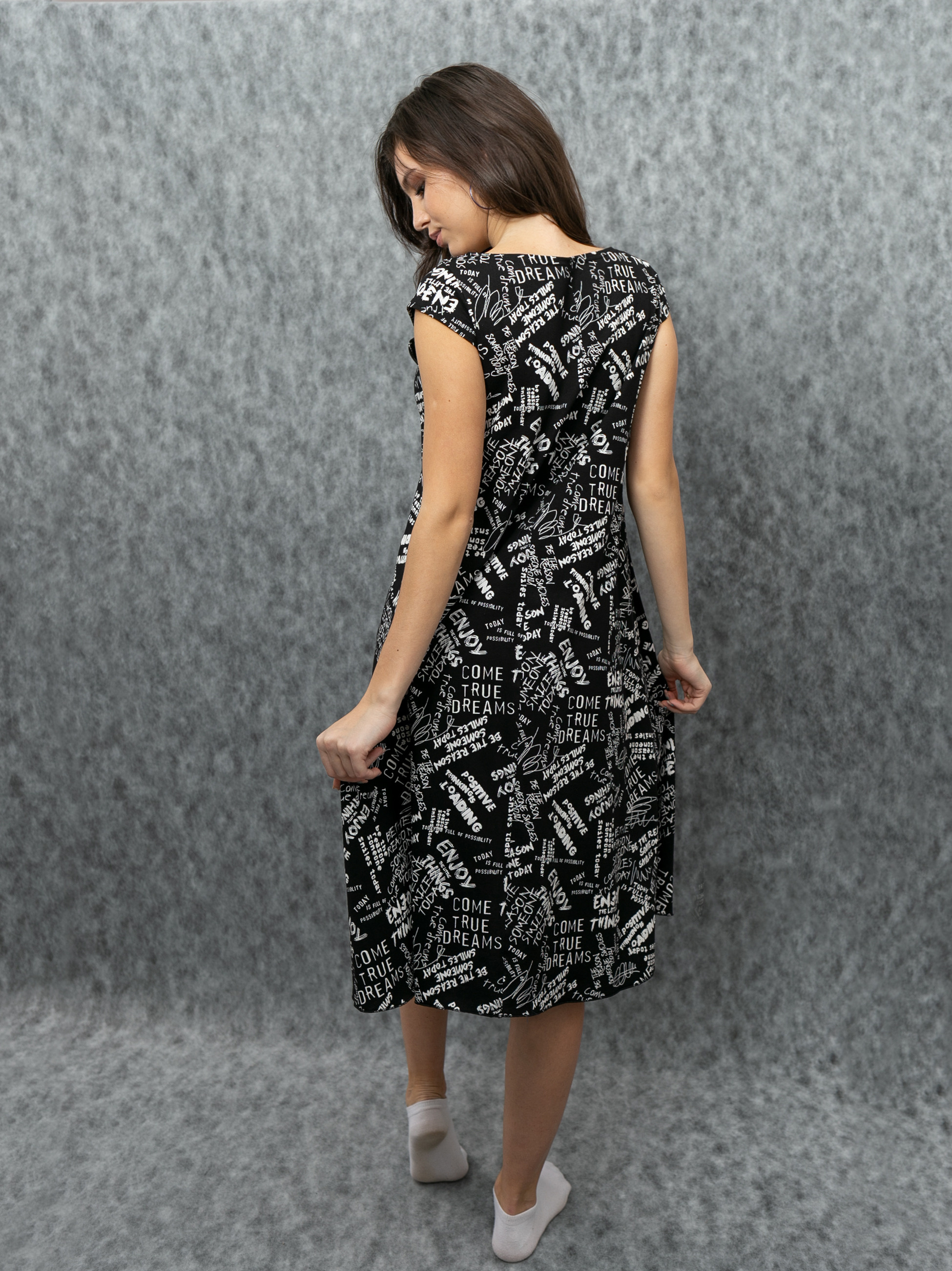 Домашняя одежда женская на белом фоне. Для wildberries, ozon. Предметная, рекламная фотосъёмка в Орле. Предметный фотограф в Орле