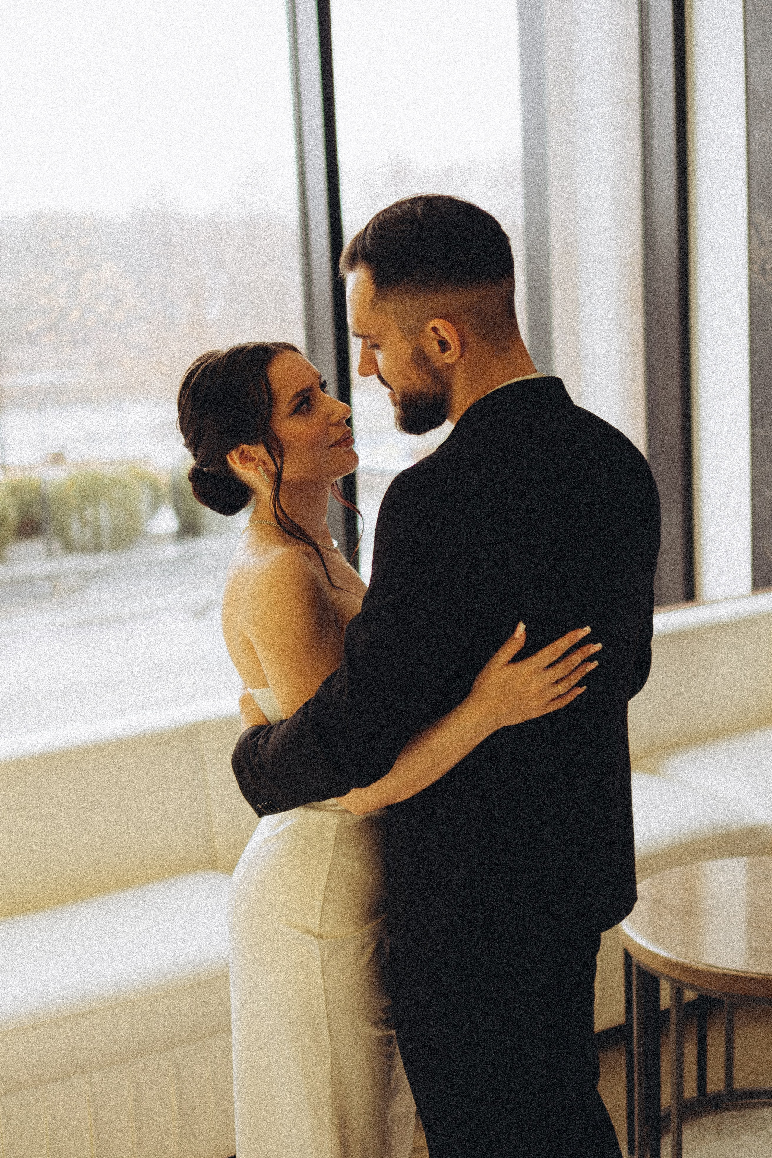 СВАДЕБНАЯ СЬЕМКА СБОРОВ ЖЕНИХА И НЕВЕСТЫ В ОТЕЛЕ И ТАКЖЕ ФОТОСЕССИИЯ В ОТЕЛЕЕ МЕГАПОЛИС БРЯНСК. Профессиональный фотограф, Санкт-Петербург — Виктория Богомолова