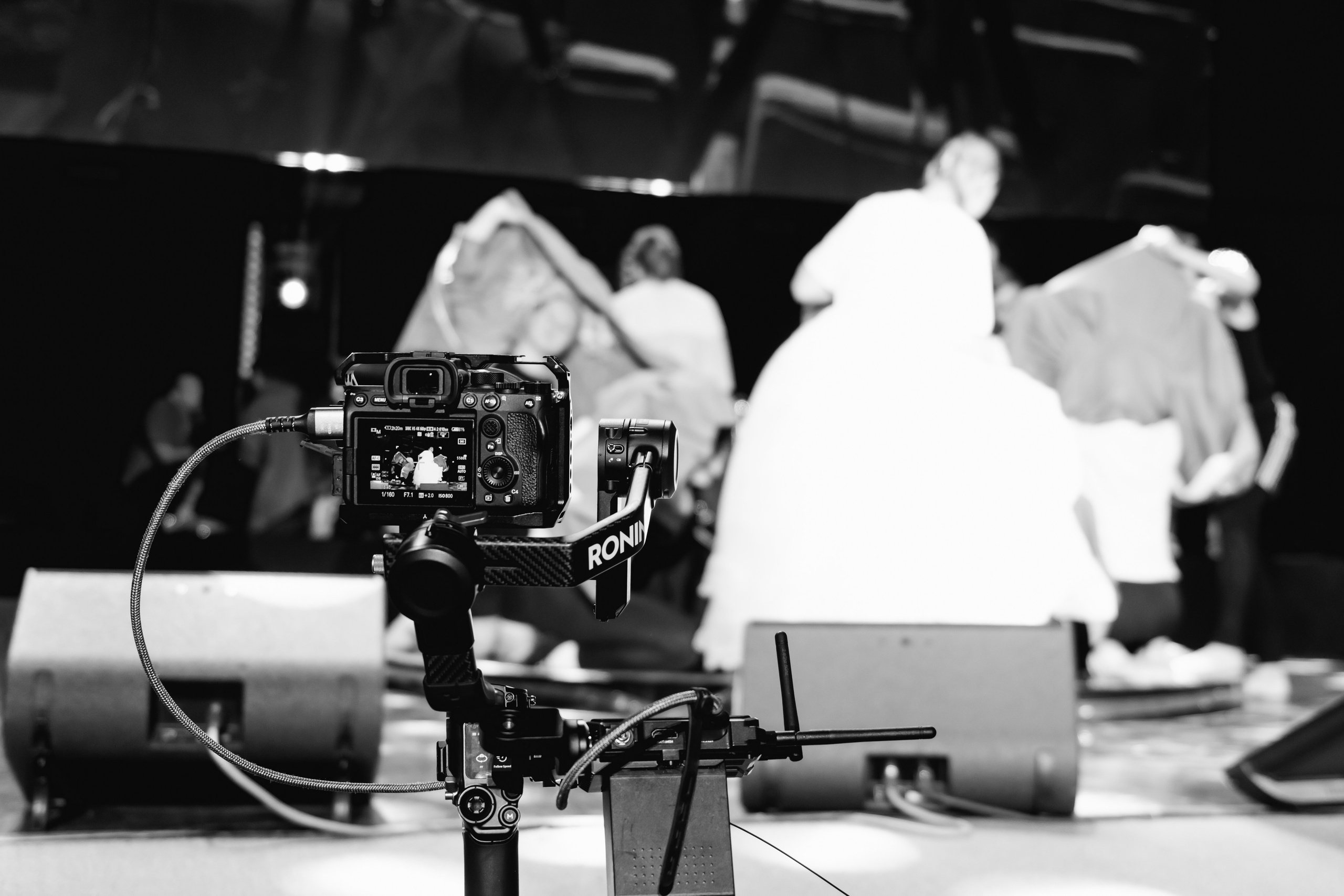 Backstage. Занимаюсь профессиональной фотографией и живу рядом с Байкалом. Работаю в разных жанрах