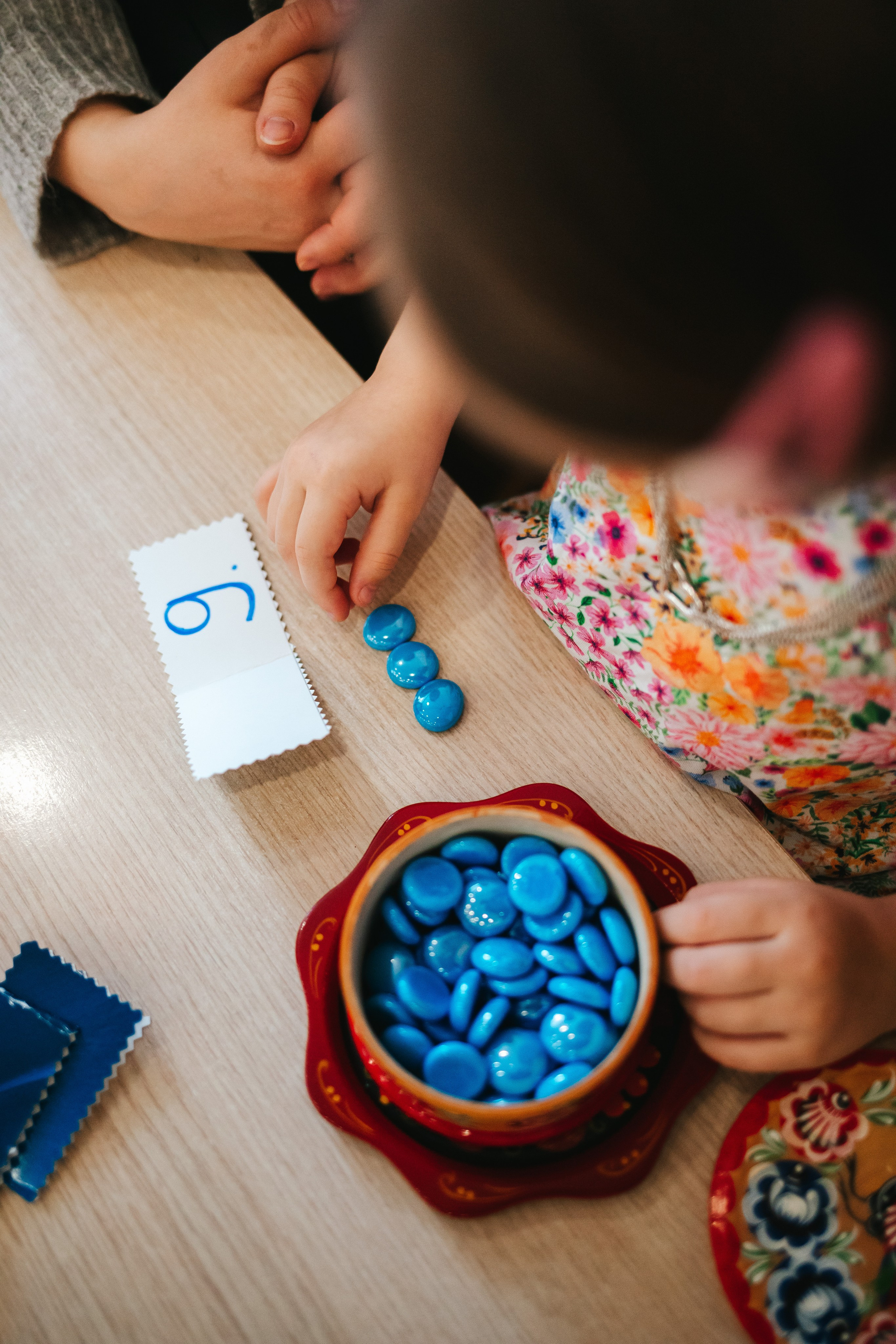 8 марта в Монтессори-саду. Семейный lifestyle фотограф в Санкт-Петербурге Людмила Пахомова