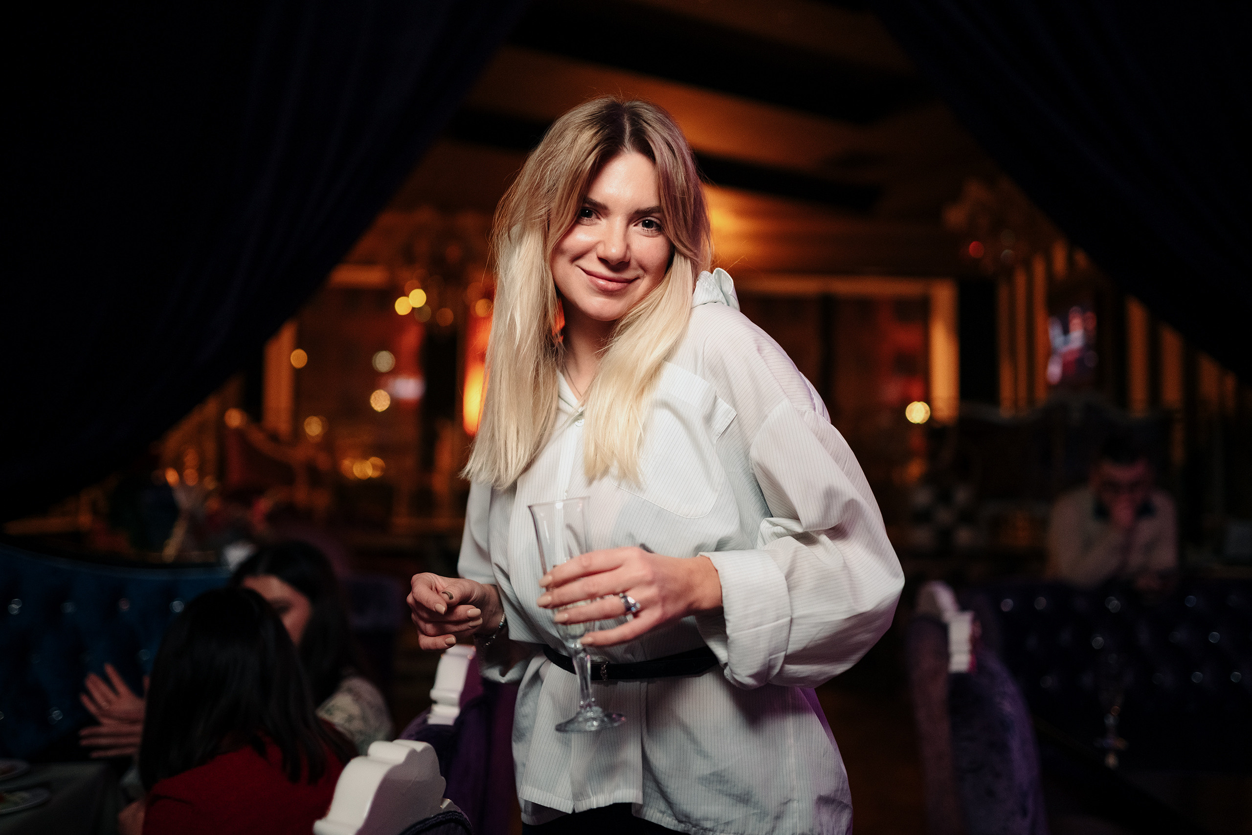 Репортажная фотосъемка дня рождения в ресторане