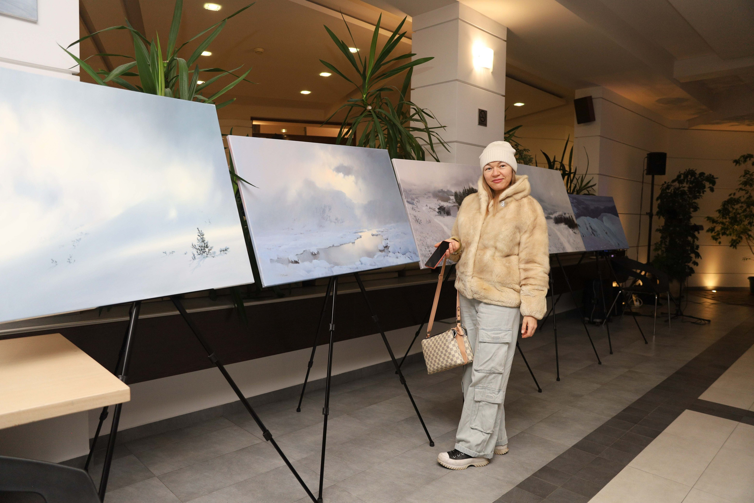 Изложба на Татьяна Дердей. Лариса Богомолова. Фотограф. Видеограф. Болгария