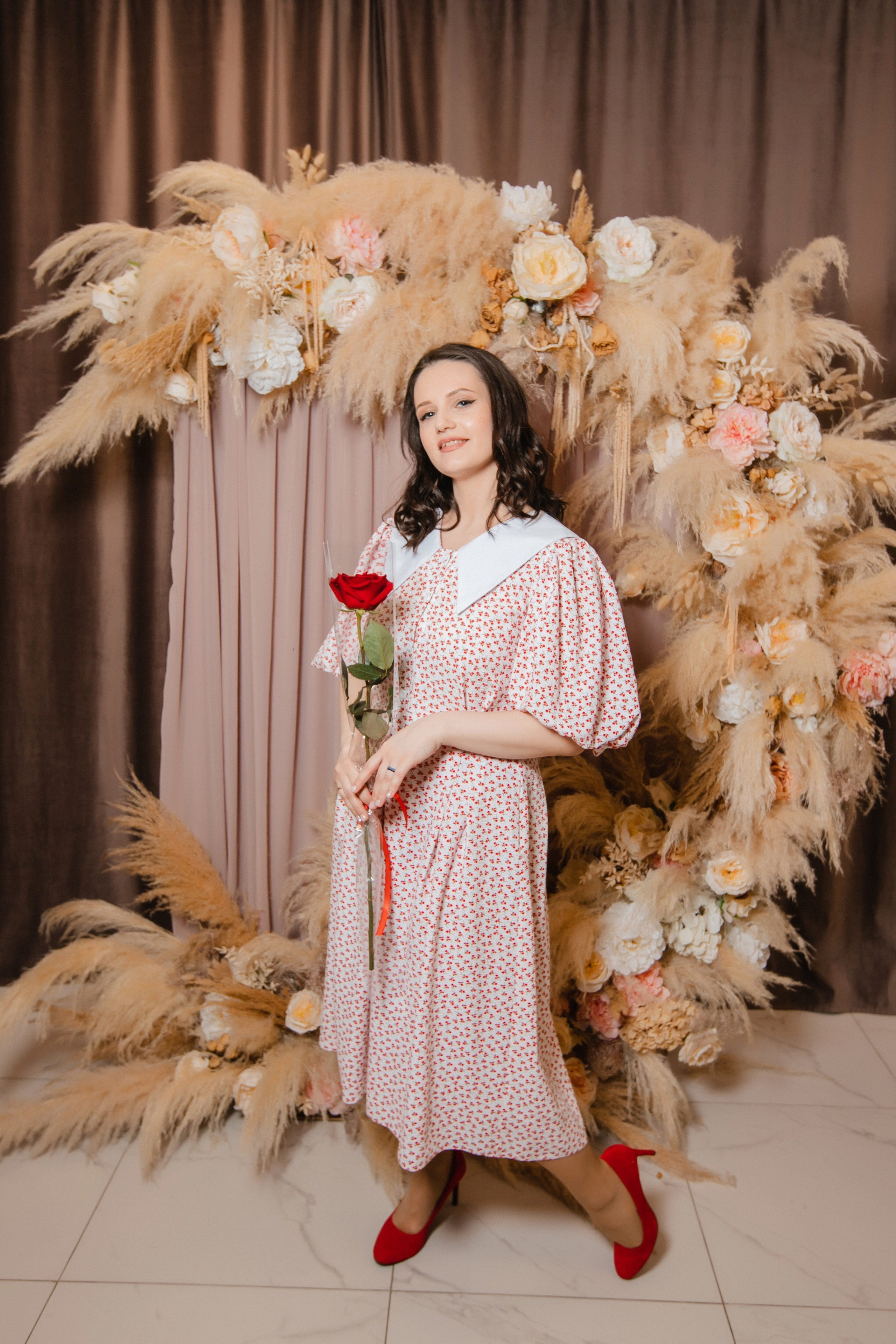 Дамский клуб 17 мая 2025. Роман Урумбаев фотограф Нижневартовск