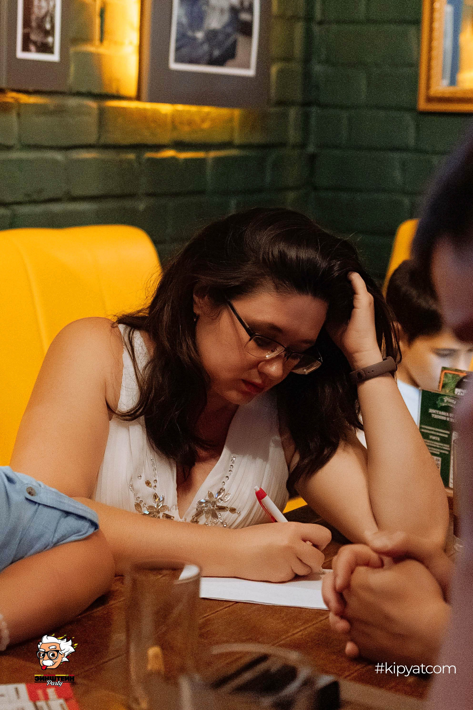 Эйнштейн Party