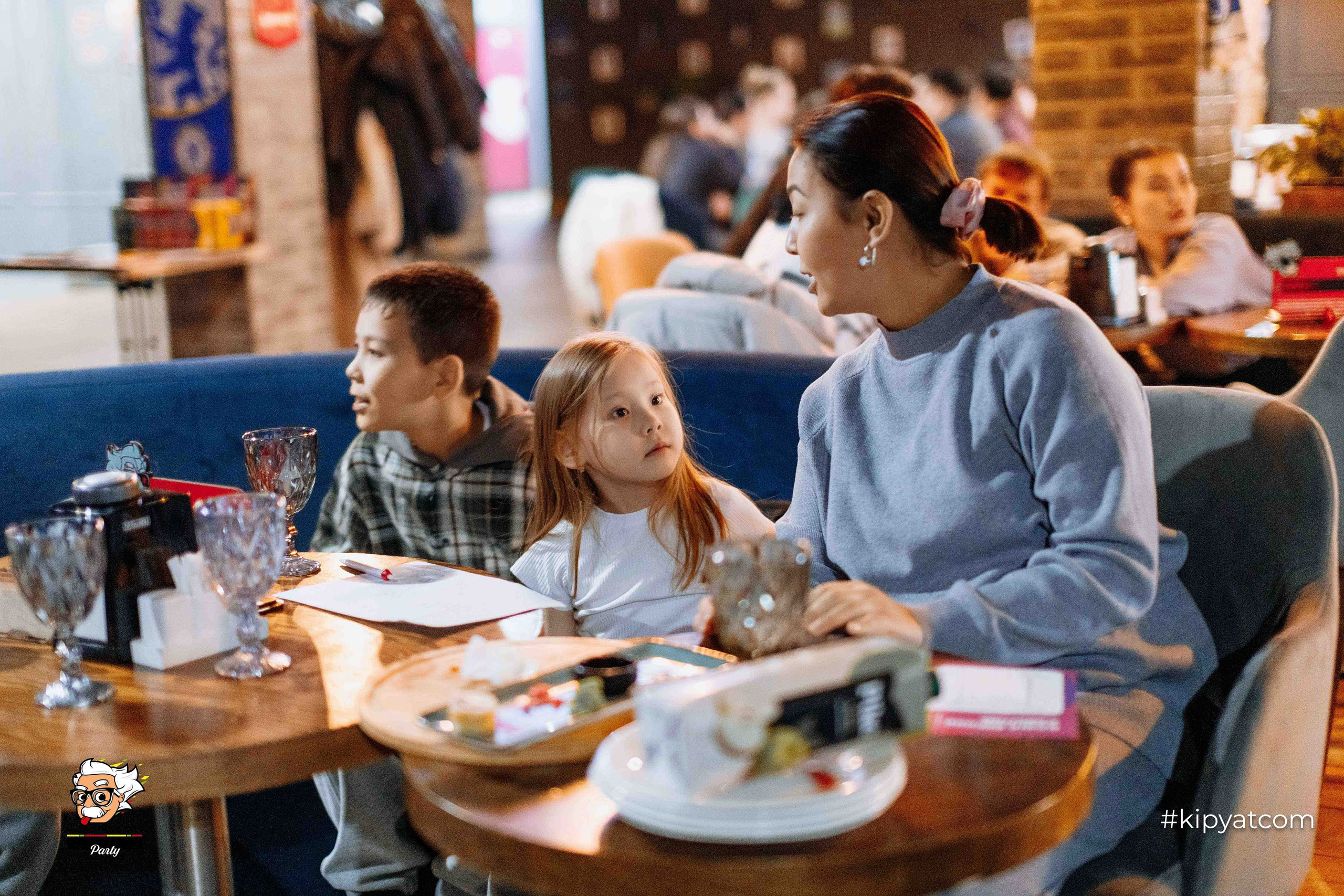 Эйнштейн Party