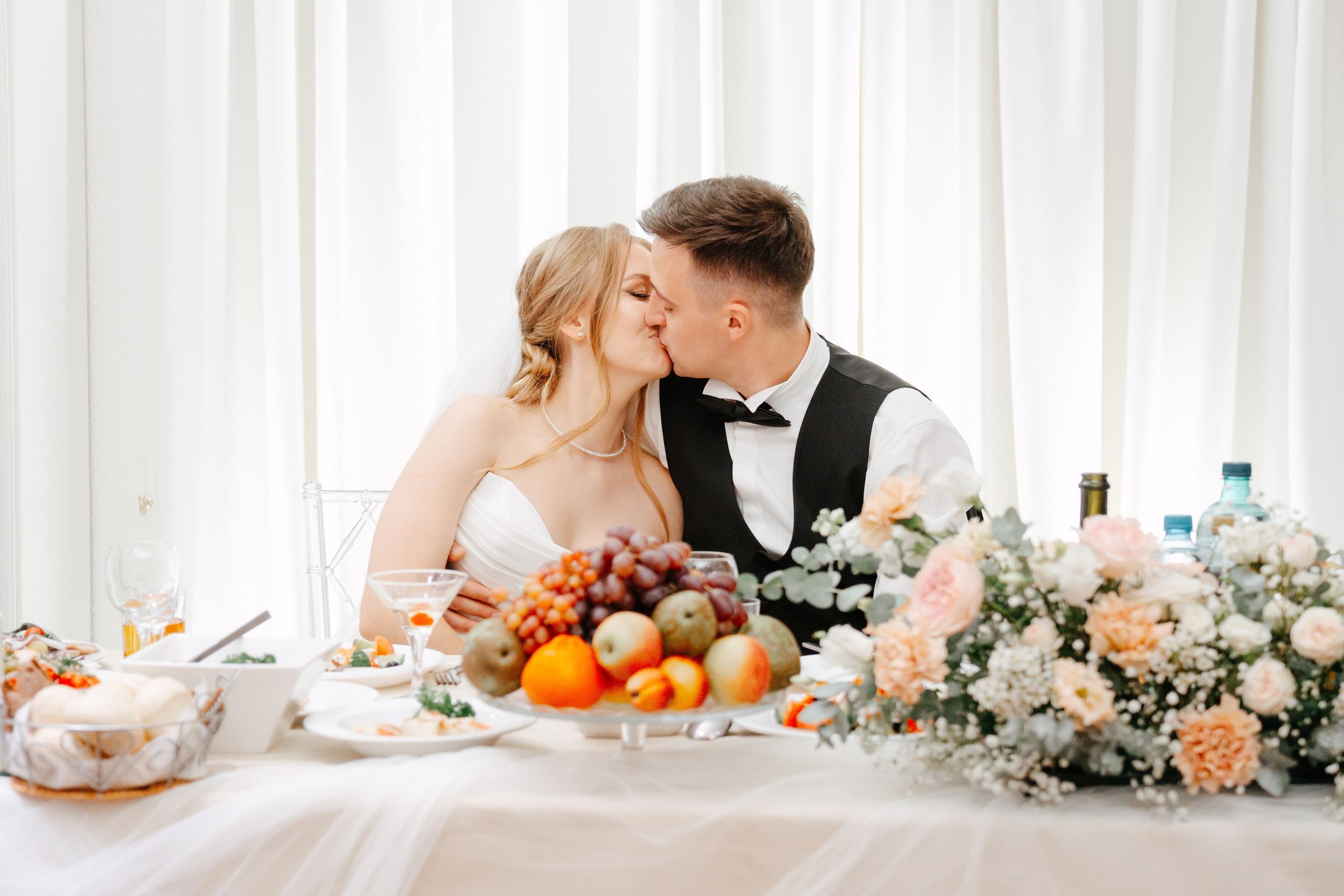 Свадебная фотосессия в Пушкине. Семейный и свадебный фотограф в Санкт-Петербурге и Москве