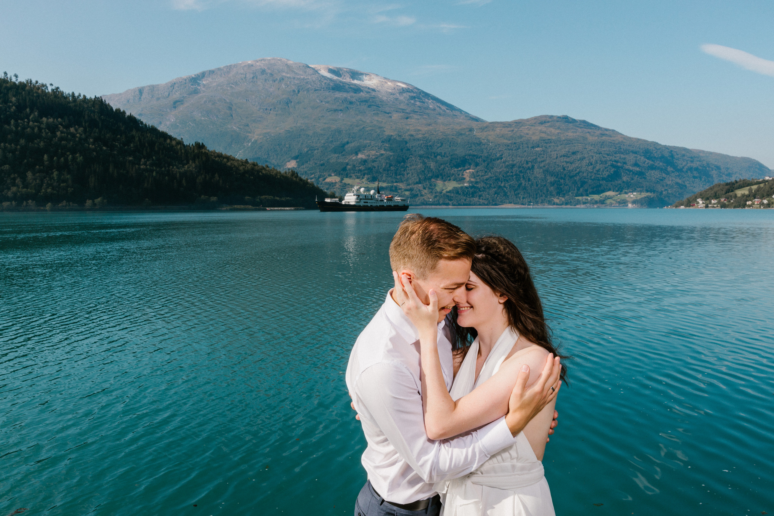 Парная фотосессия в Норвегии. Свадебный фотограф Катя Мухина | Москва