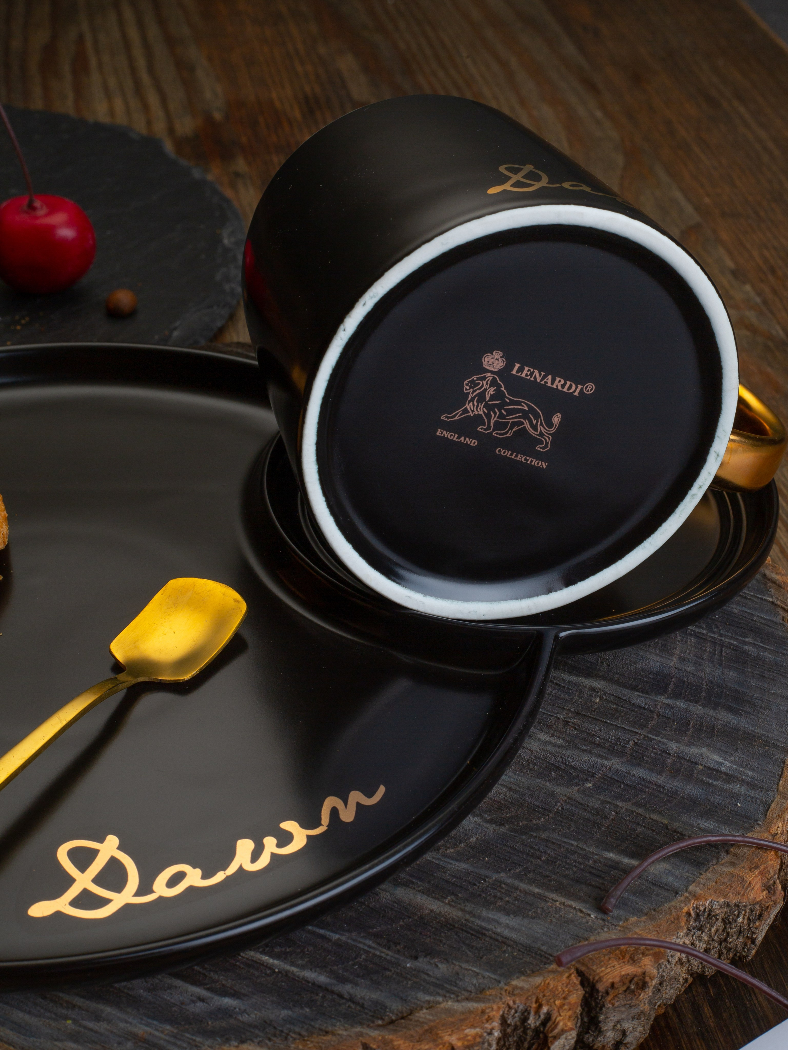 Рекламная съемка. Чашки. Фотограф Мария Кольцова