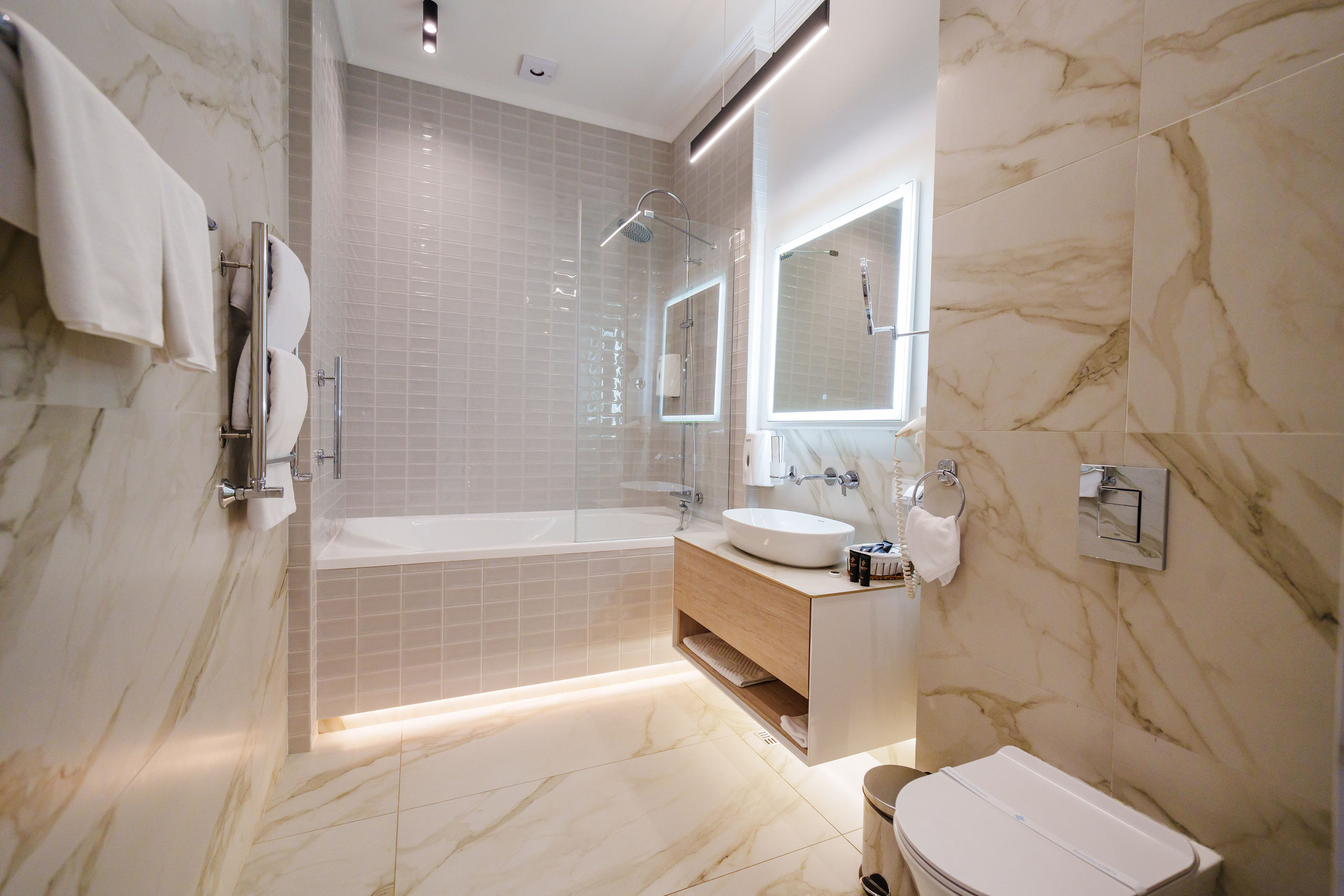 Интерьерная съёмка Golden Hourse. Свадебный и семейный фотограф в Ростове-на-Дону. Андрей Сайфутдинов