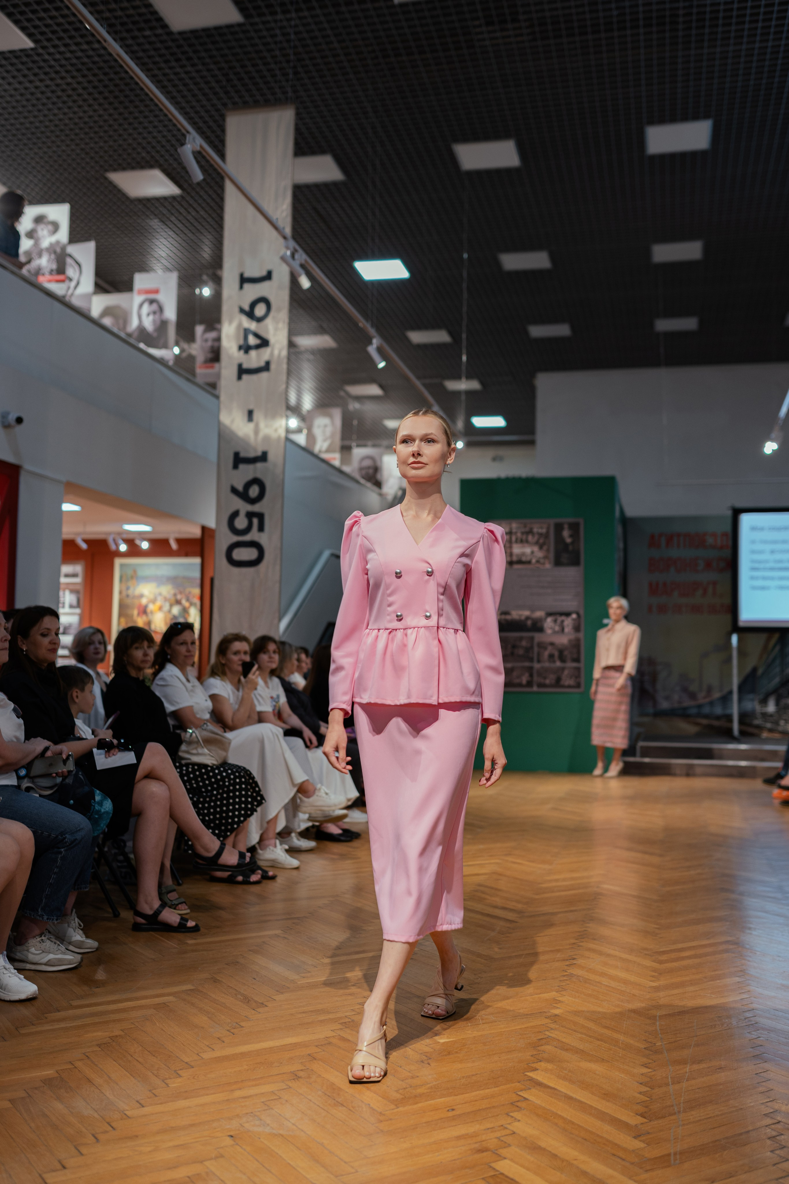 Показ «Тренды СССР». Фотограф Островская Юлия