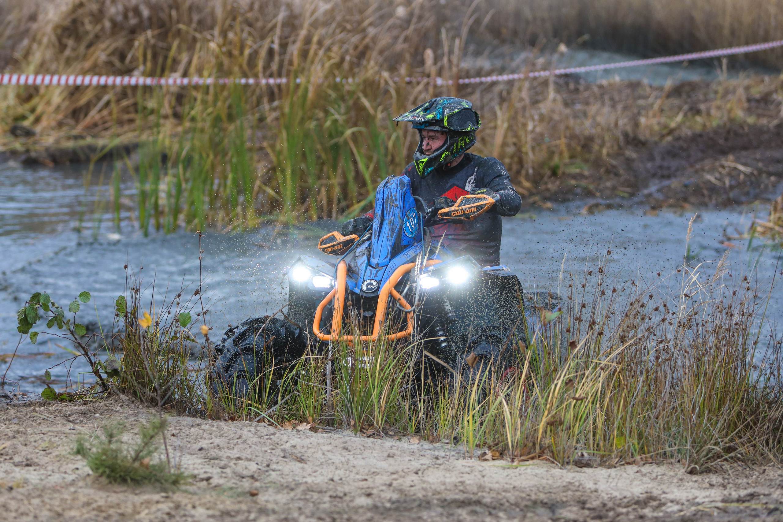 Гонки на квадроциклах Грязевое кольцо. Спортивный фотограф в Самаре