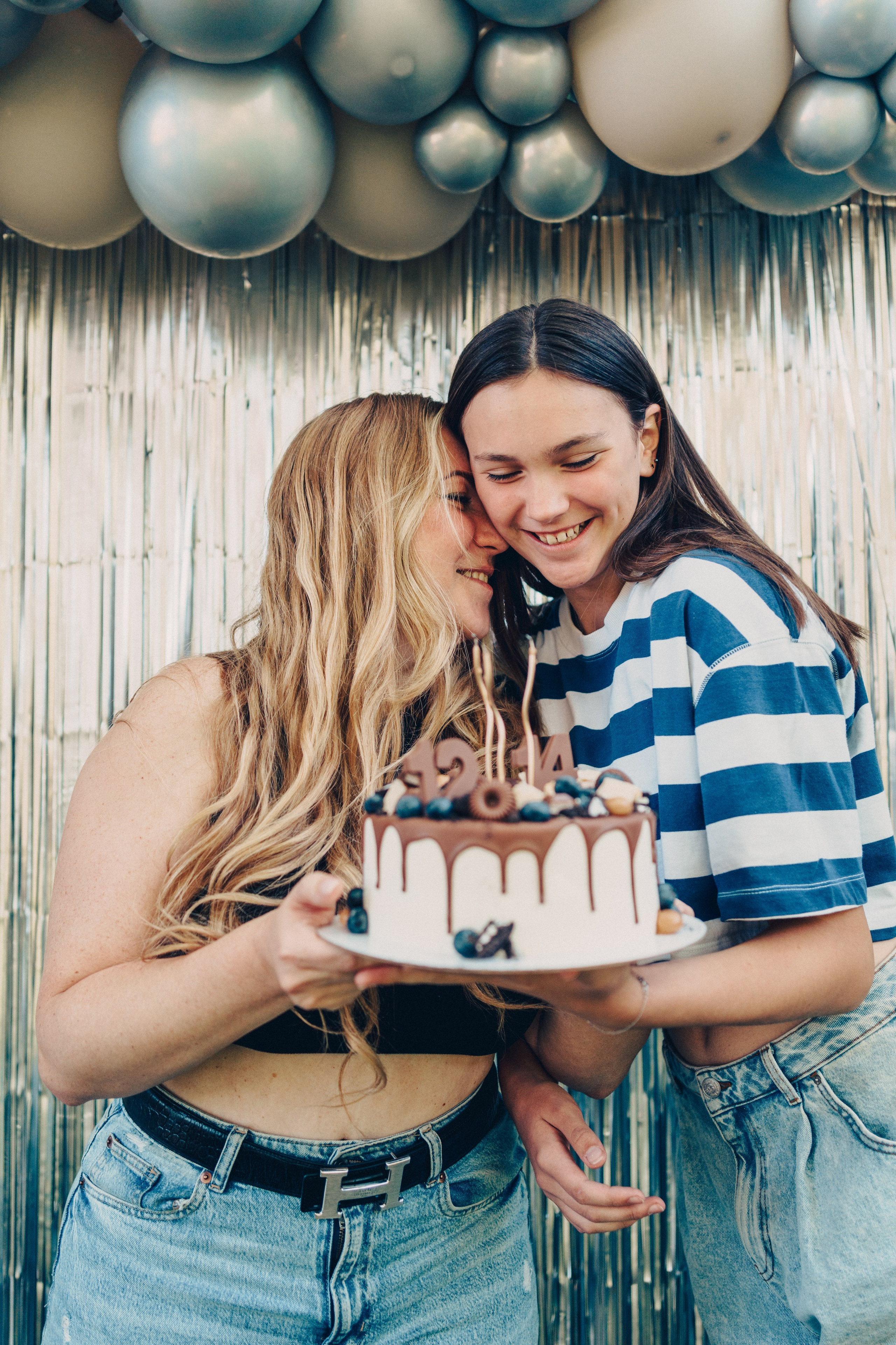 Тая и Архип отмечают День Рождения. Семейный и детский фотограф и видеограф в Москве, Серпухове и Тарусе Валерия Сорокина