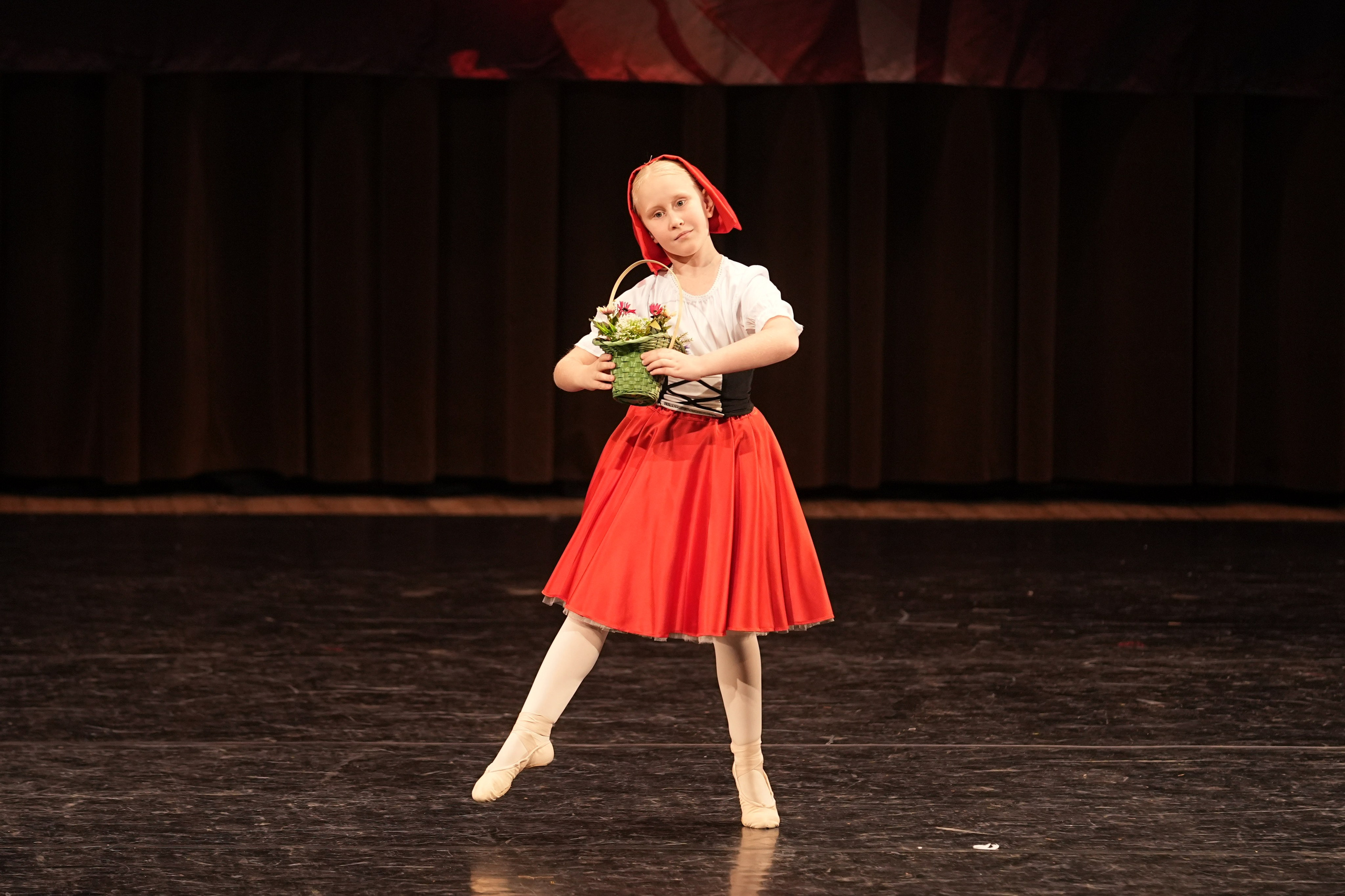 7 декабря, блок 1, г. Москва. Золотое яблочко