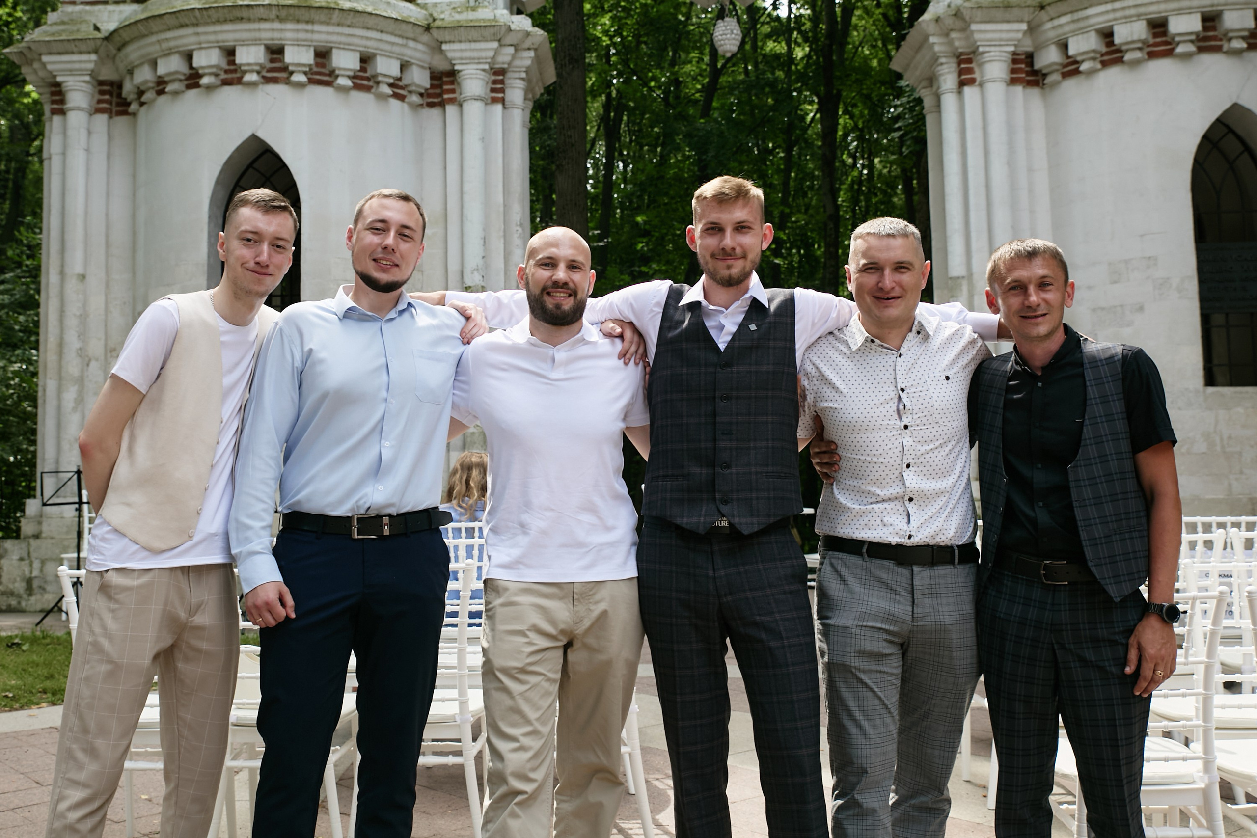 Иван и Юлия. Анонс свадьбы ЖК «Южная битца», роспись в парке «Царицыно». Фотограф и свадебный фотограф в Москве