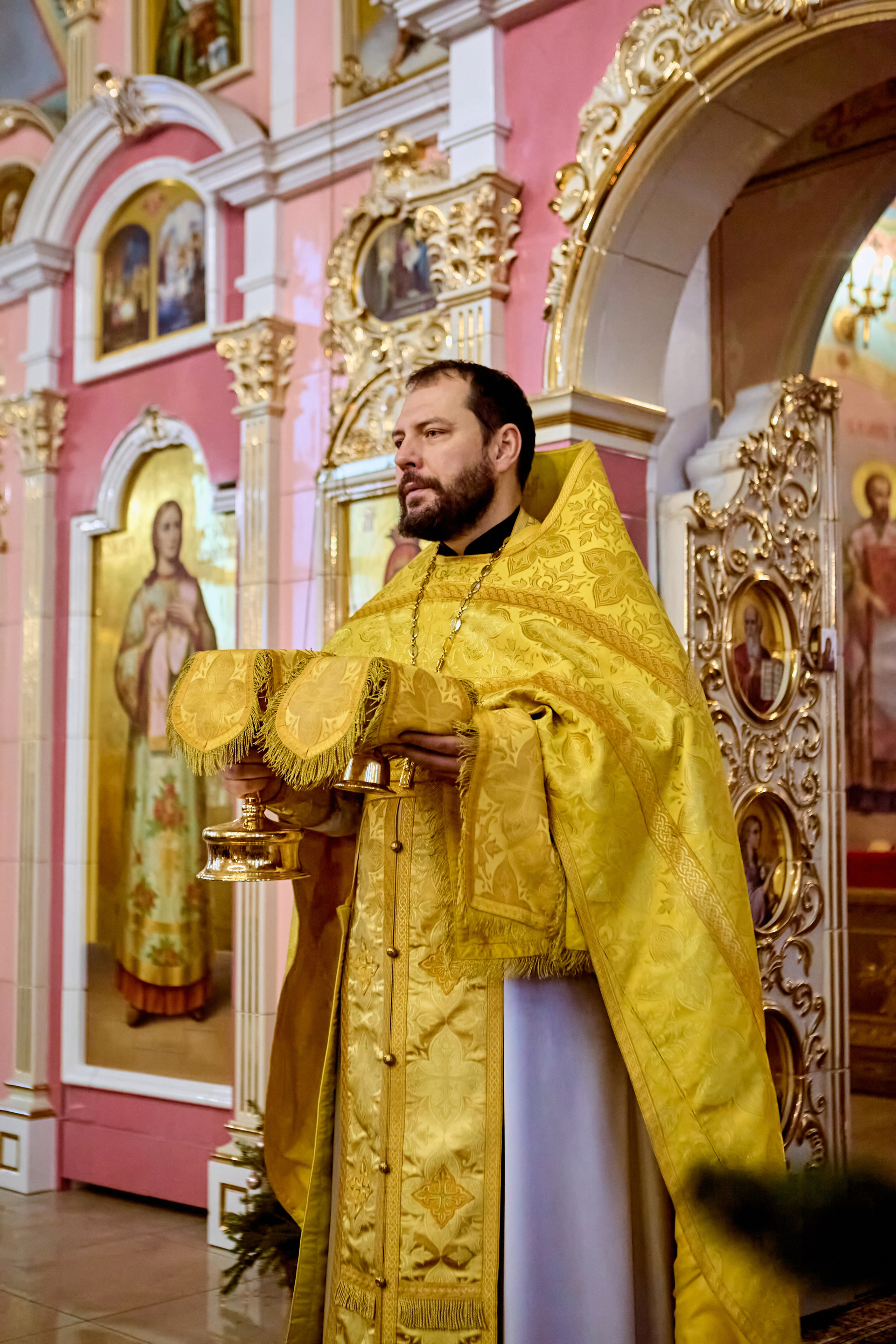 Фотографии во время богослужения