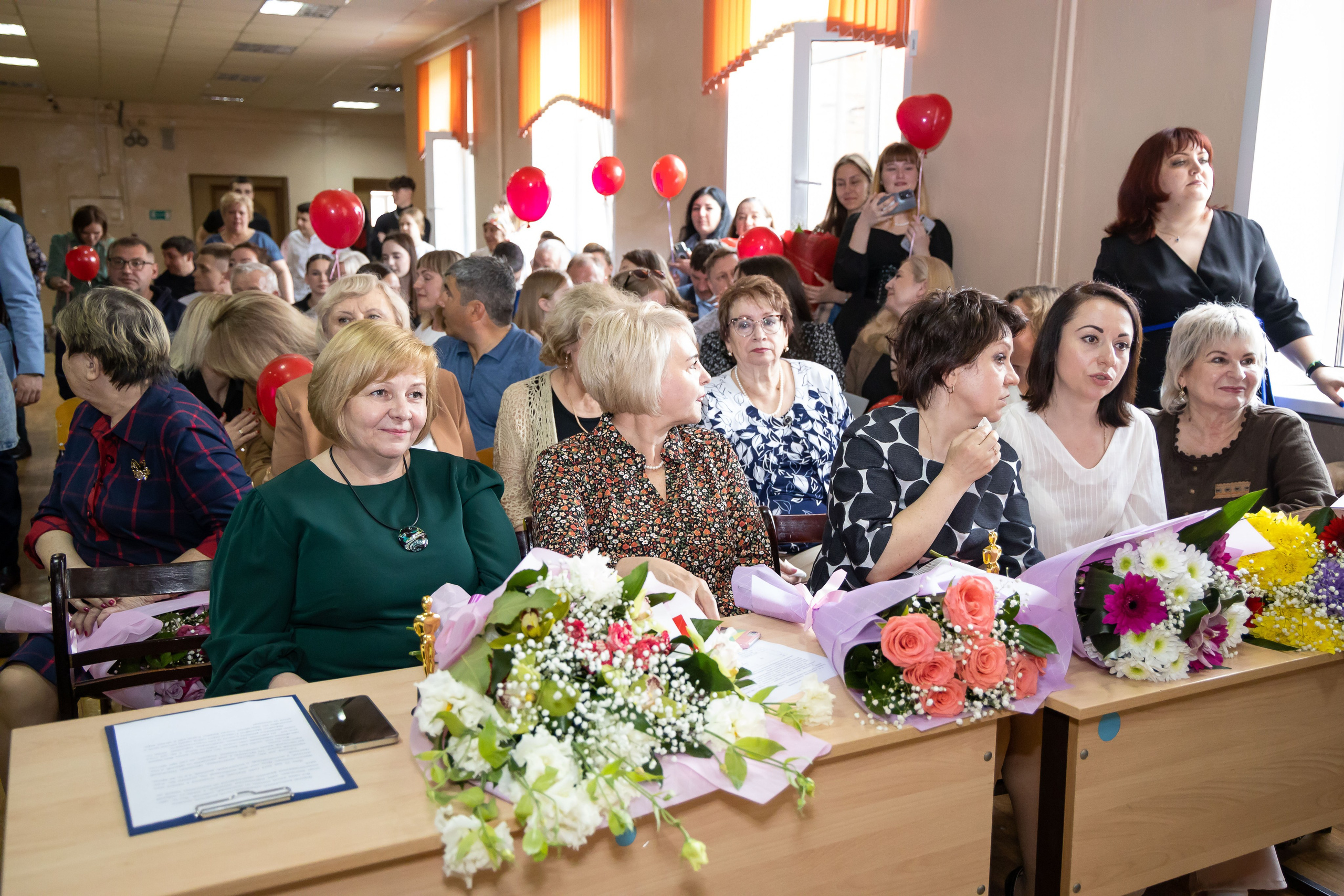 Последний звонок 11 кл. Свадебный фотограф в городе Подольск МО и Москва Крылова Ирина