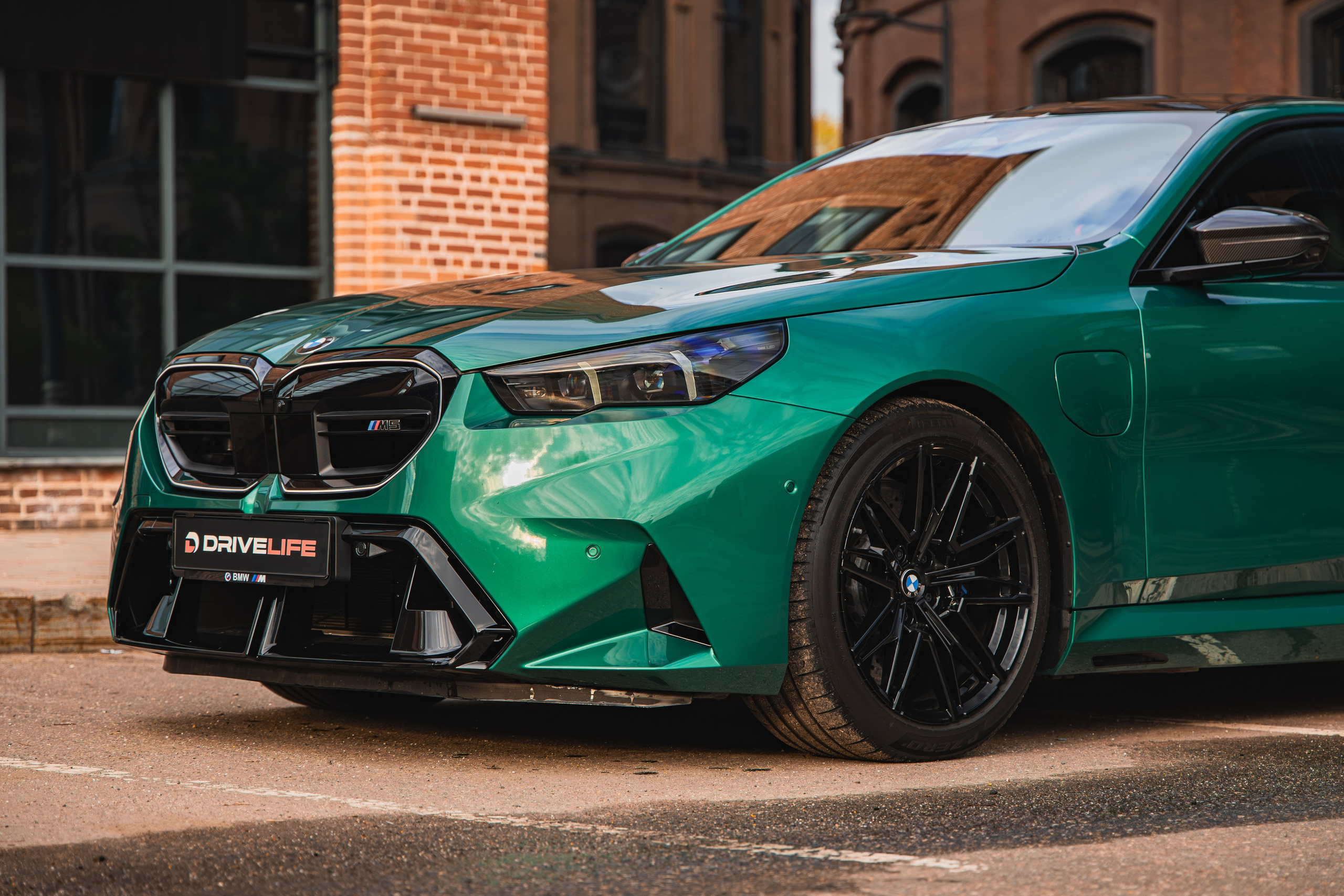 BMW M5 G90. Продюсер Оператор Фотограф Москва | borisprophoto