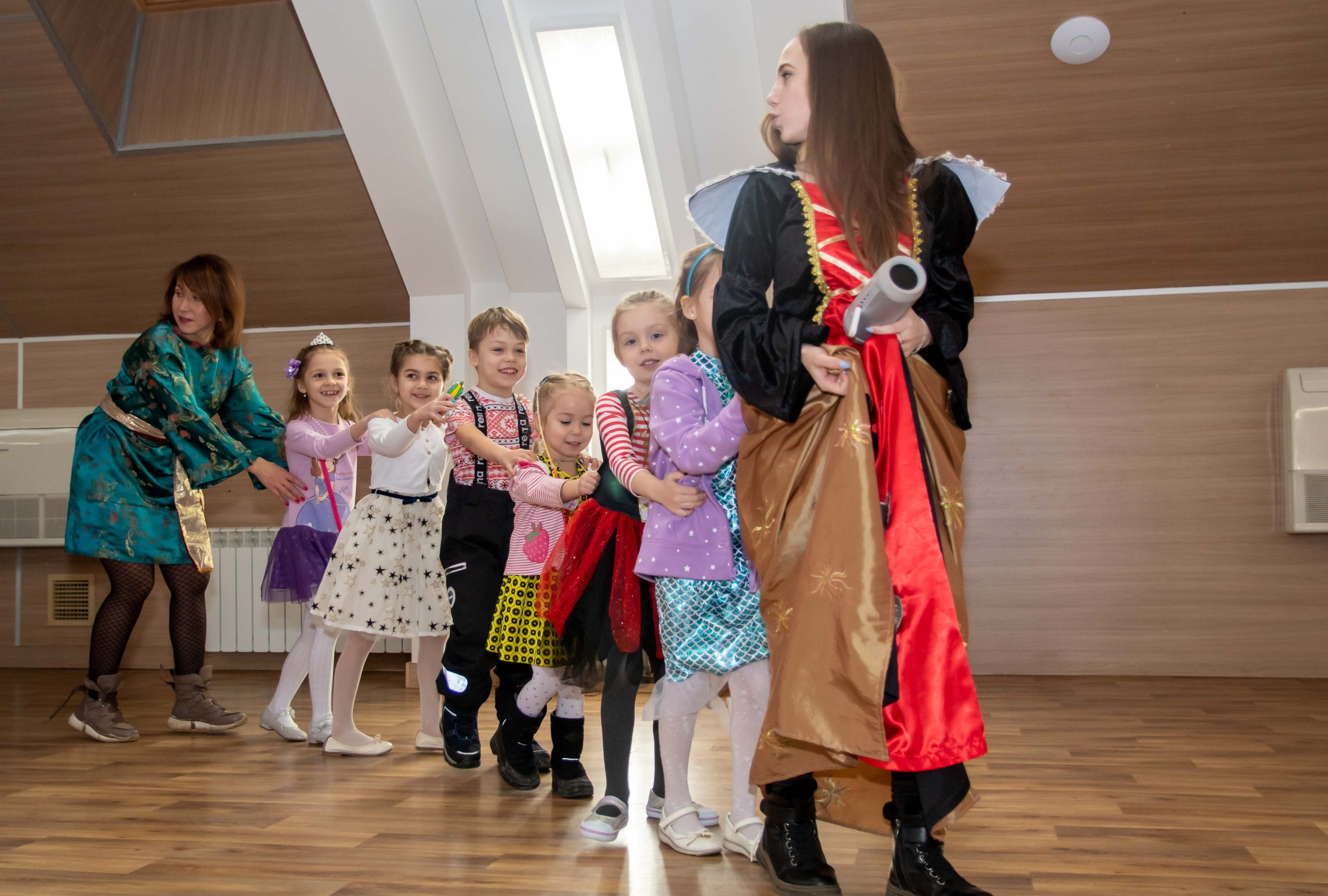 Благотворительный концерт. Часть1: Дети. Репортажный Фотограф