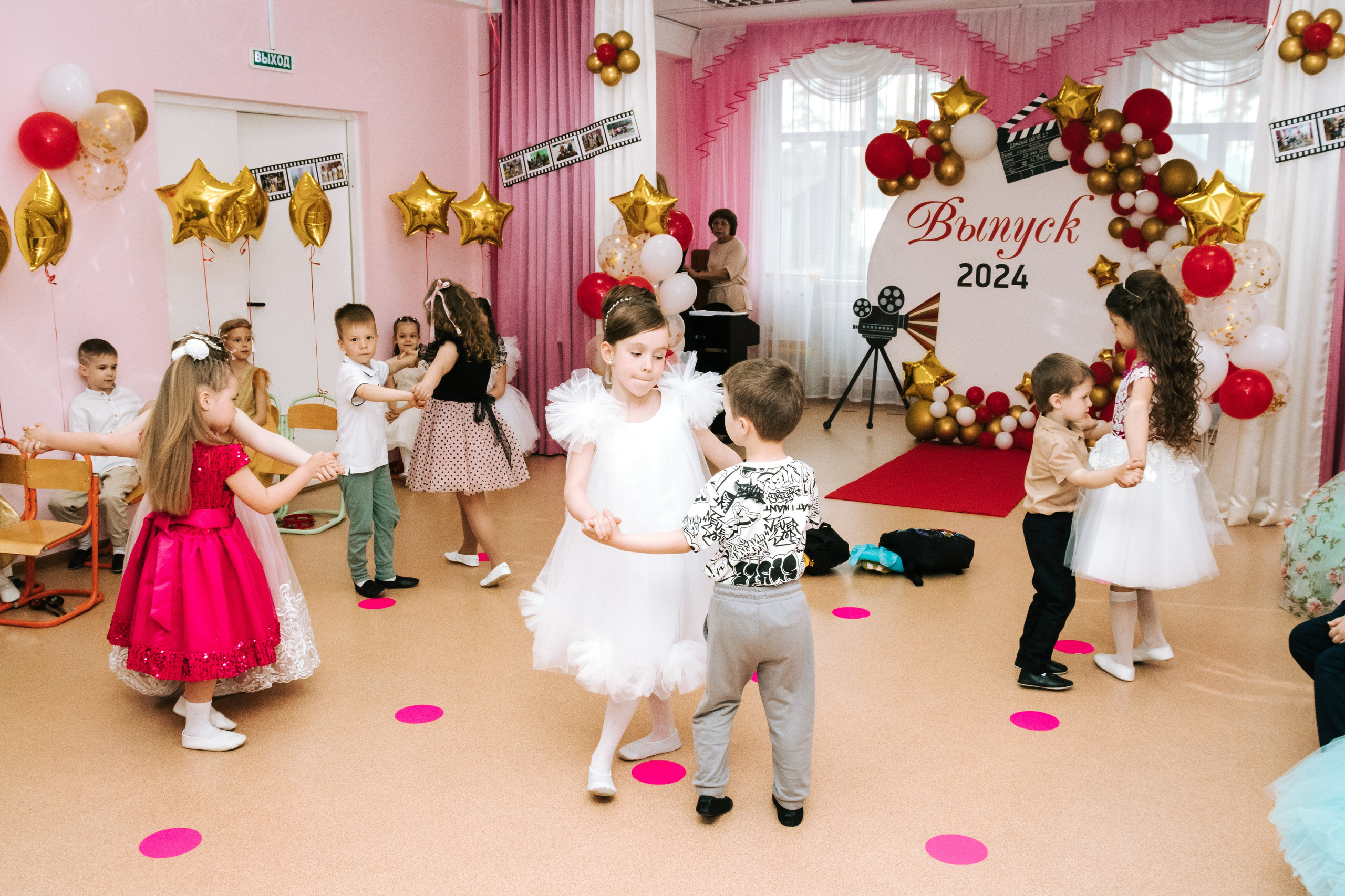 Фотограф на выпускной Детского сада Томск. Фотограф в Томске Дарья Пучкина
