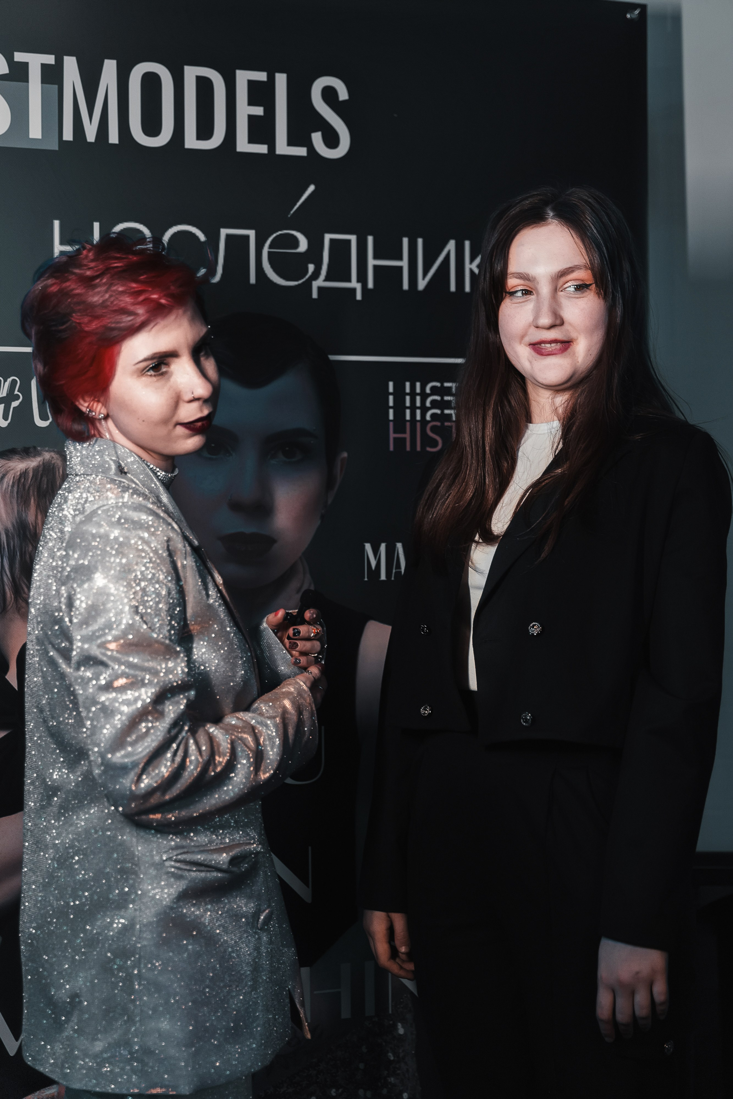 Фотосъемка презентаций модных журналов в Санкт-Петербурге | Рекламные кадры для медиа