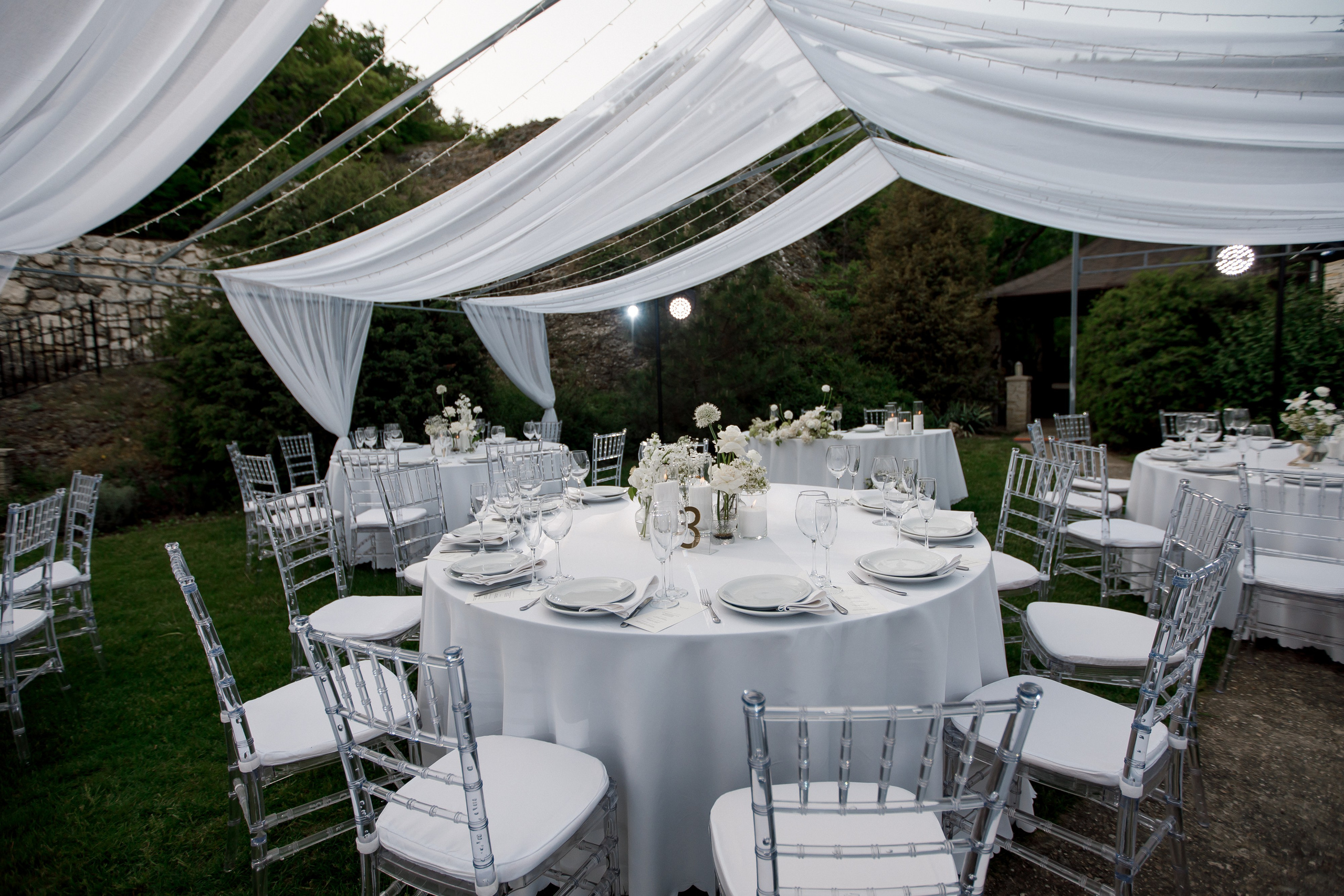 Денис и Алина. Белый замок. Фотограф Анна Лейман. Севастополь