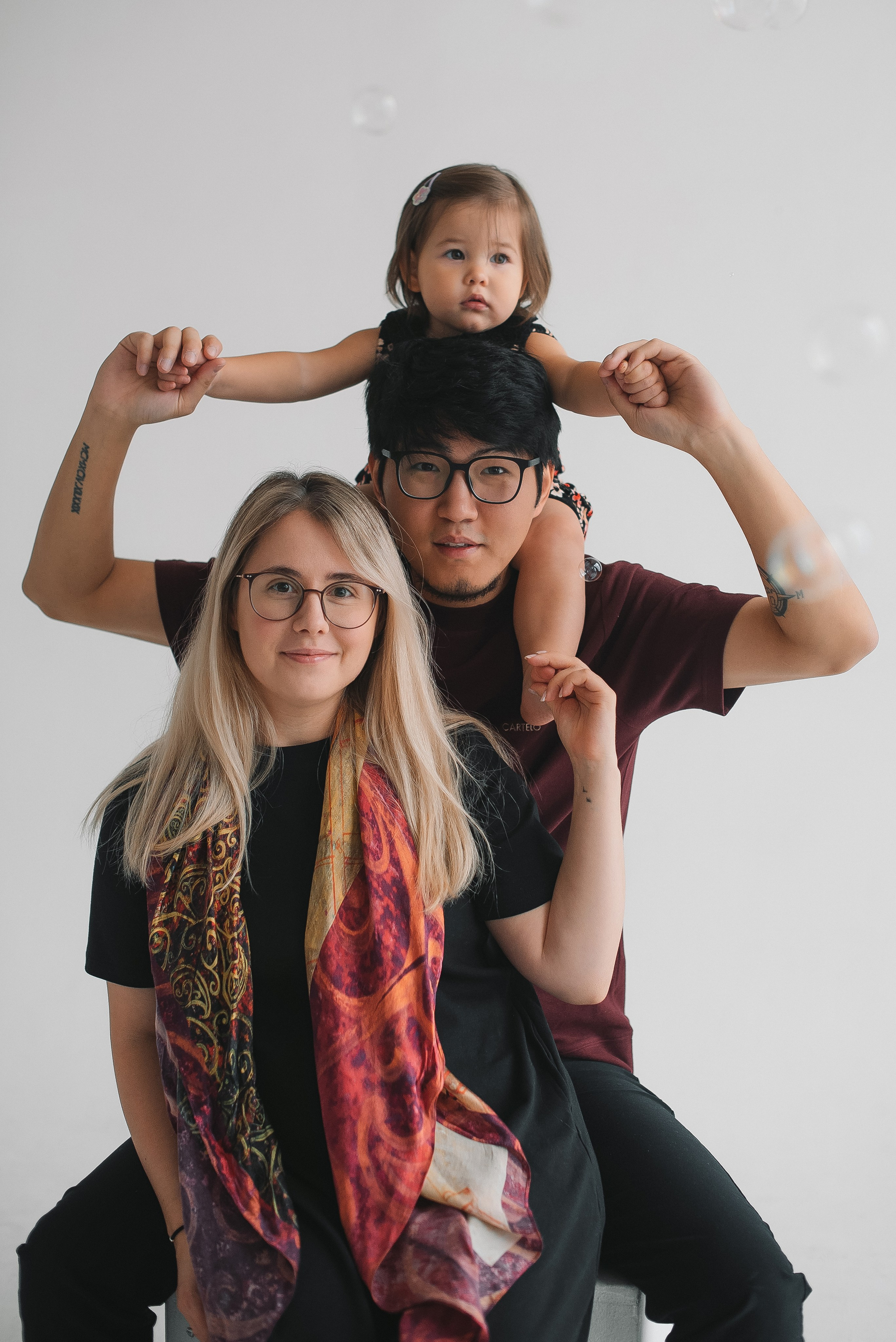 Семейная фотосессия в студии. Семейный и детский фотограф в Обнинске, Калуге, Москве