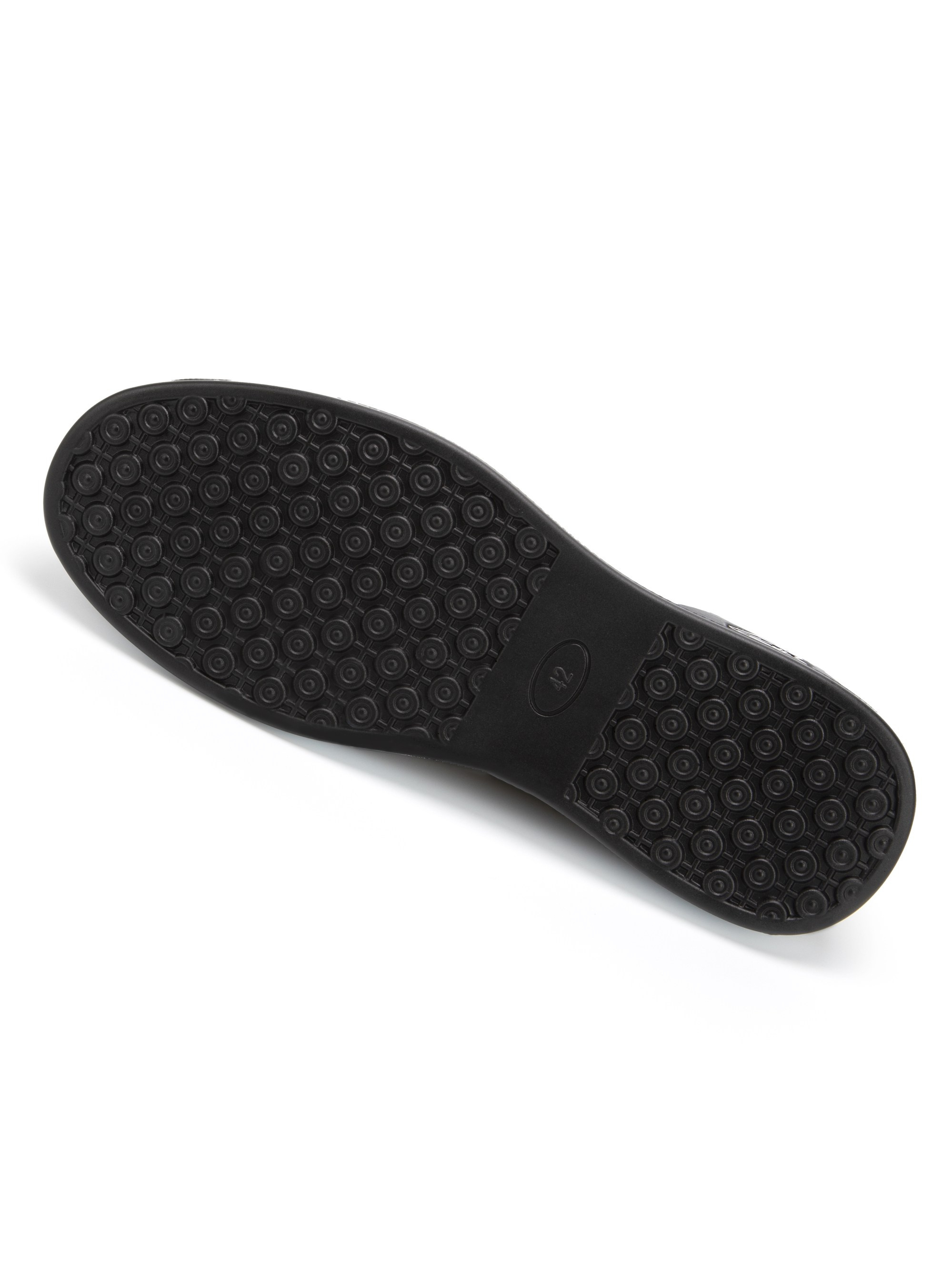 Каталожная фотография обуви. Фотограф в Москве Егор Гончаров