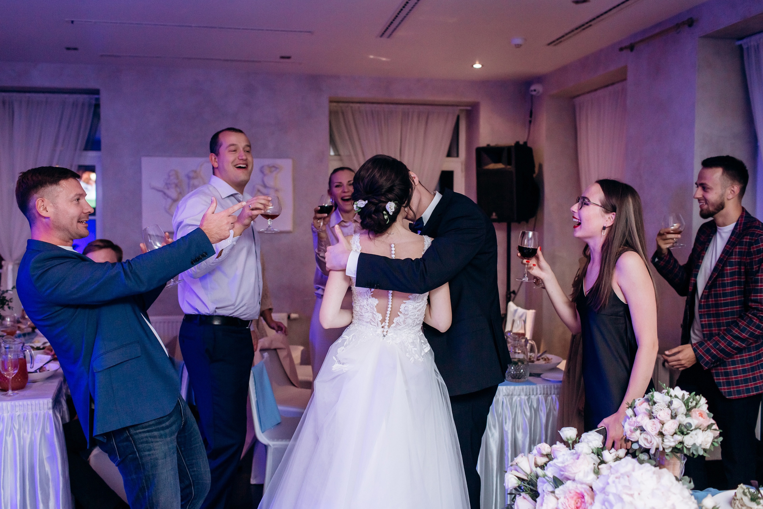 Свадебная фотосессия в Петергофе. Свадебный фотограф в Санкт-Петербурге и Петергофе Андрей Заяц