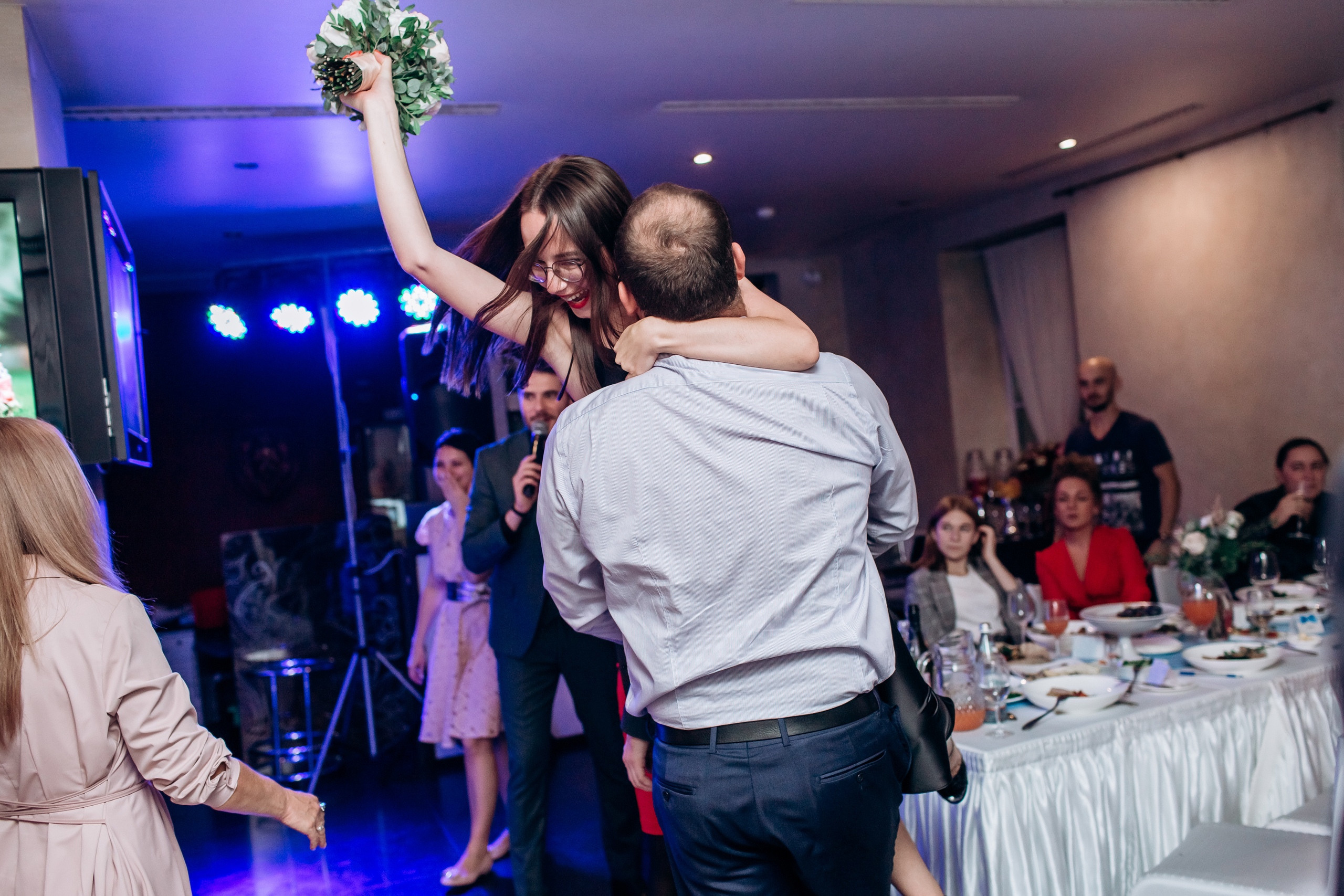 Свадебная фотосессия в Петергофе. Свадебный фотограф в Санкт-Петербурге и Петергофе Андрей Заяц