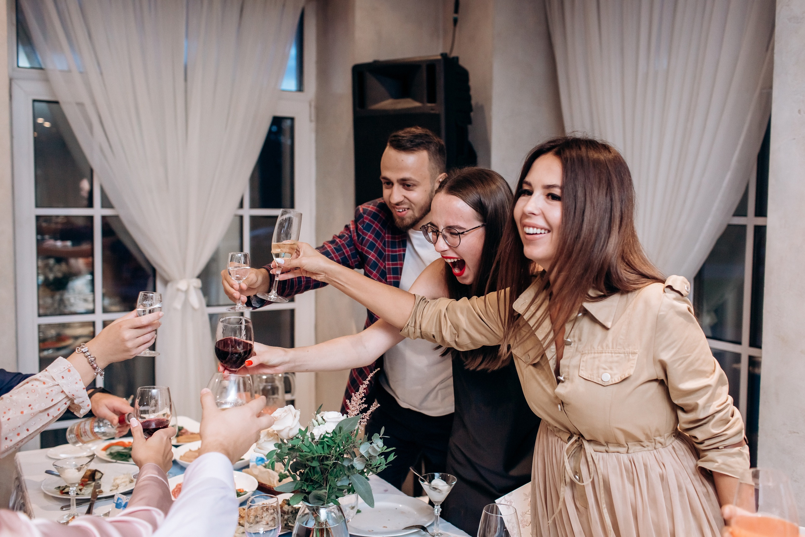 Свадебная фотосессия в Петергофе. Свадебный фотограф в Санкт-Петербурге и Петергофе Андрей Заяц