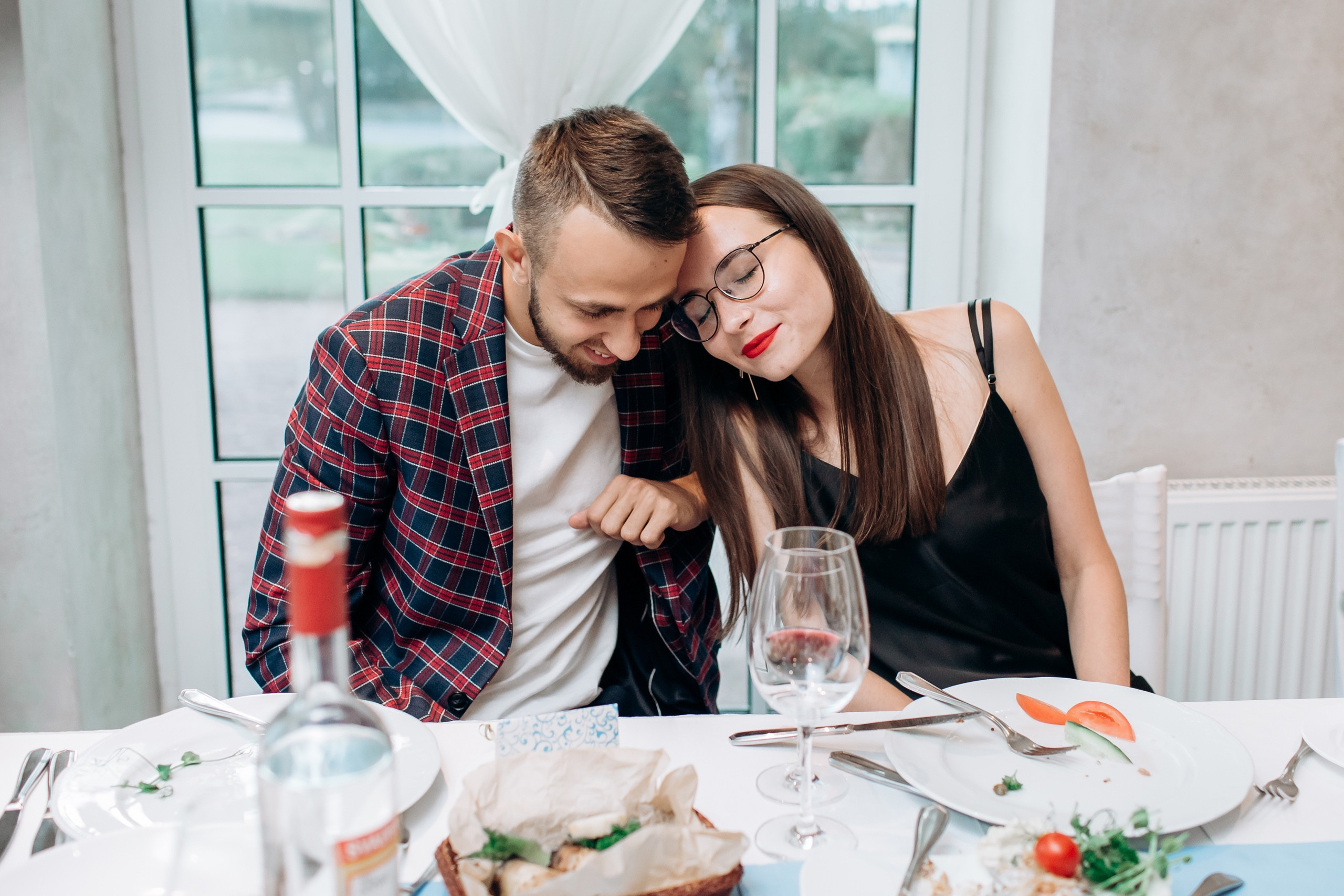 Свадебная фотосессия в Петергофе. Свадебный фотограф в Санкт-Петербурге и Петергофе Андрей Заяц