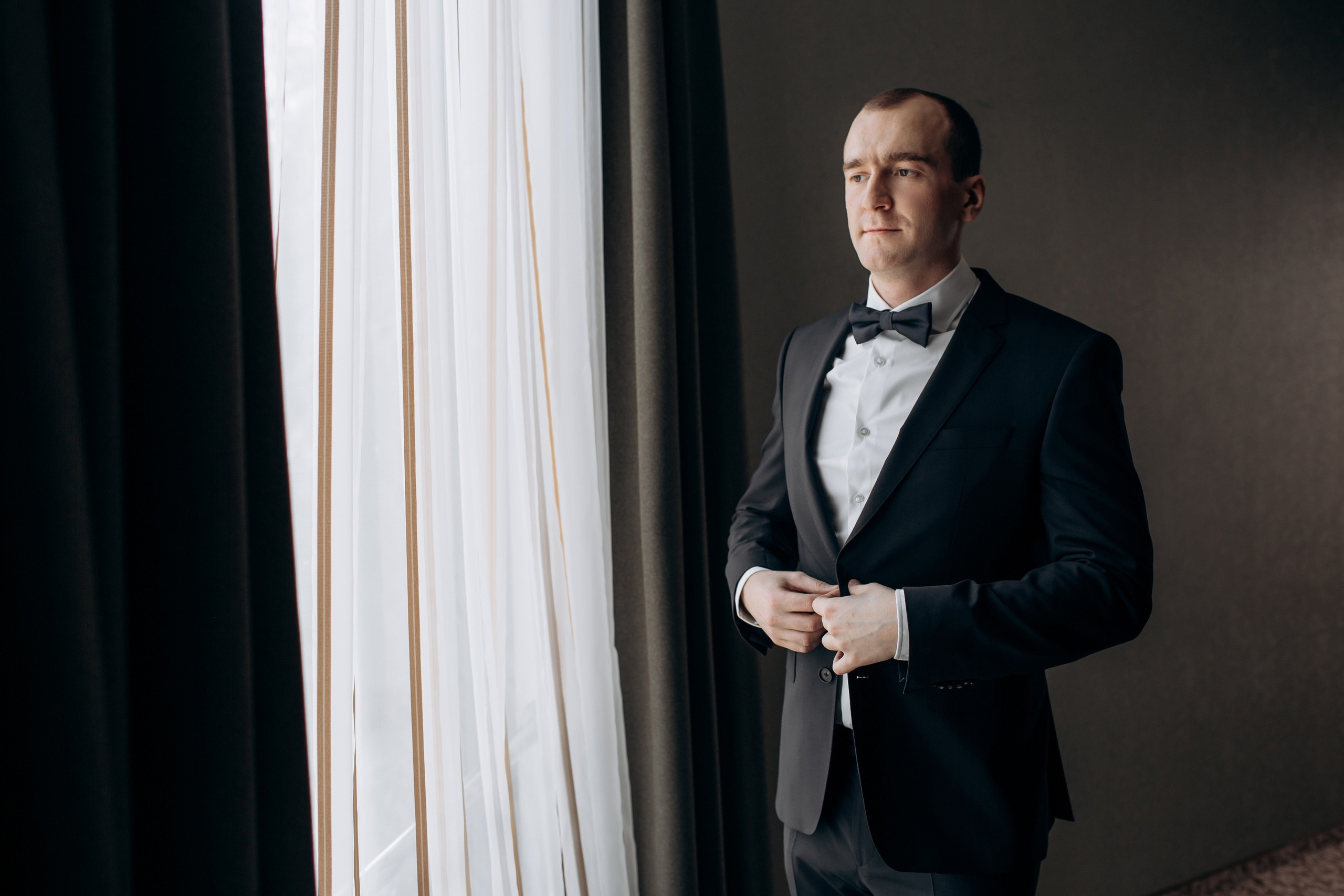 Свадебная фотосессия в Петергофе. Свадебный фотограф в Санкт-Петербурге и Петергофе Андрей Заяц