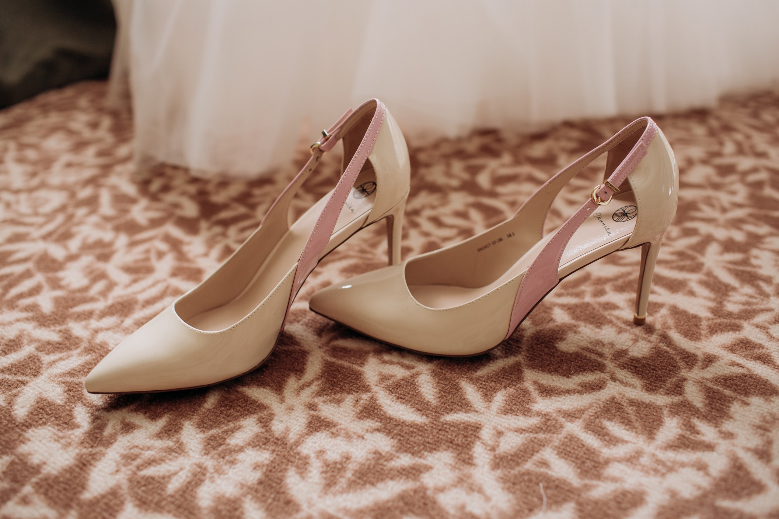 Свадебная фотосессия в Петергофе. Свадебный фотограф в Санкт-Петербурге и Петергофе Андрей Заяц