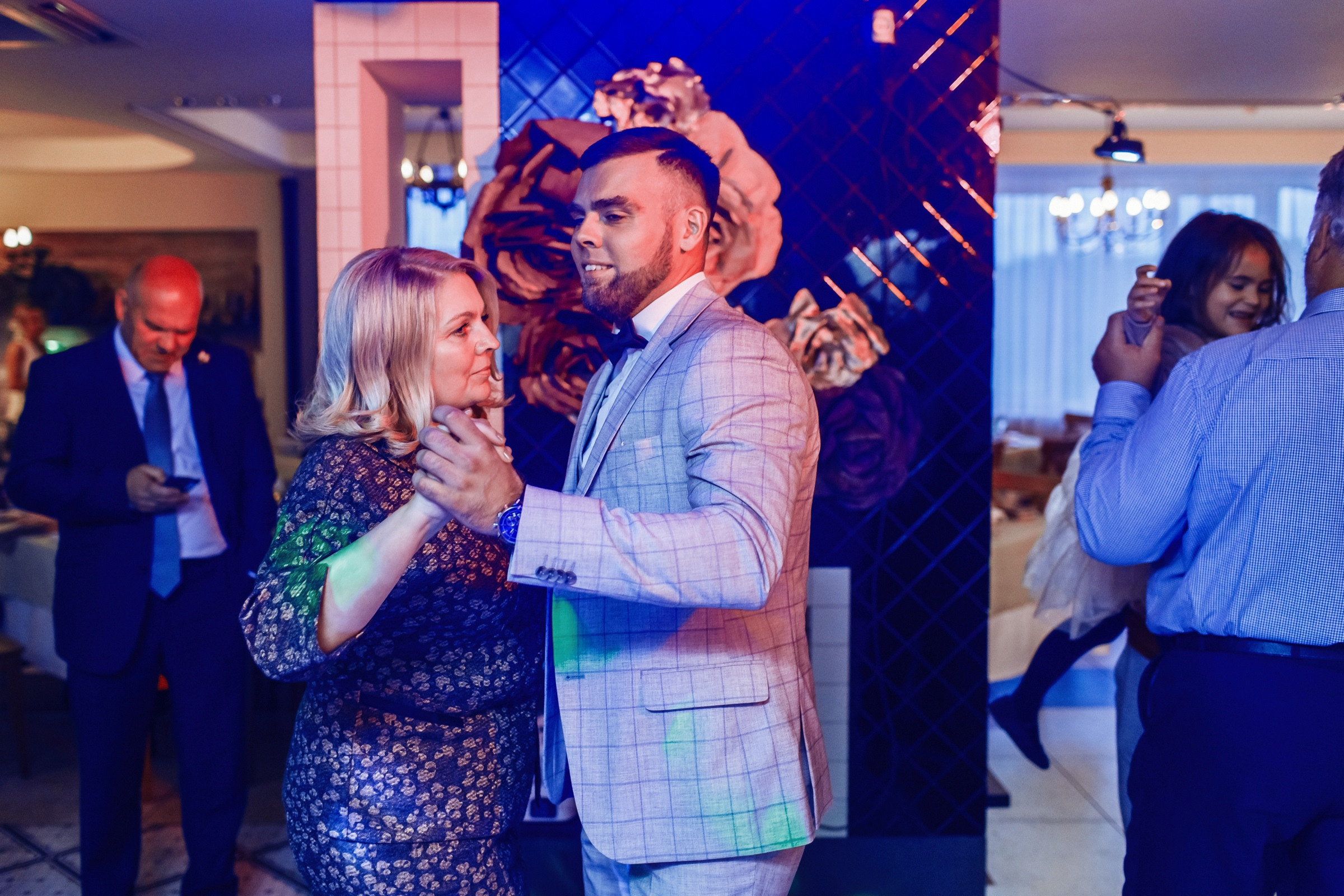 Свадьба в Петергофе. Свадебный фотограф в Санкт-Петербурге и Петергофе Андрей Заяц