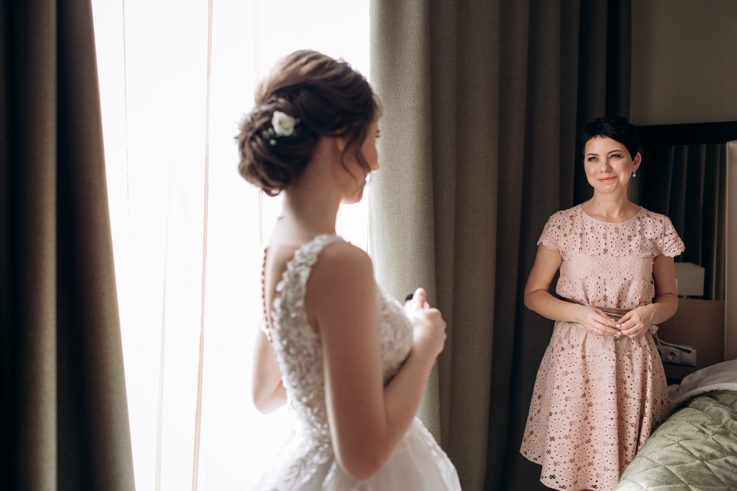 Свадебная фотосессия в Петергофе. Свадебный фотограф в Санкт-Петербурге и Петергофе Андрей Заяц