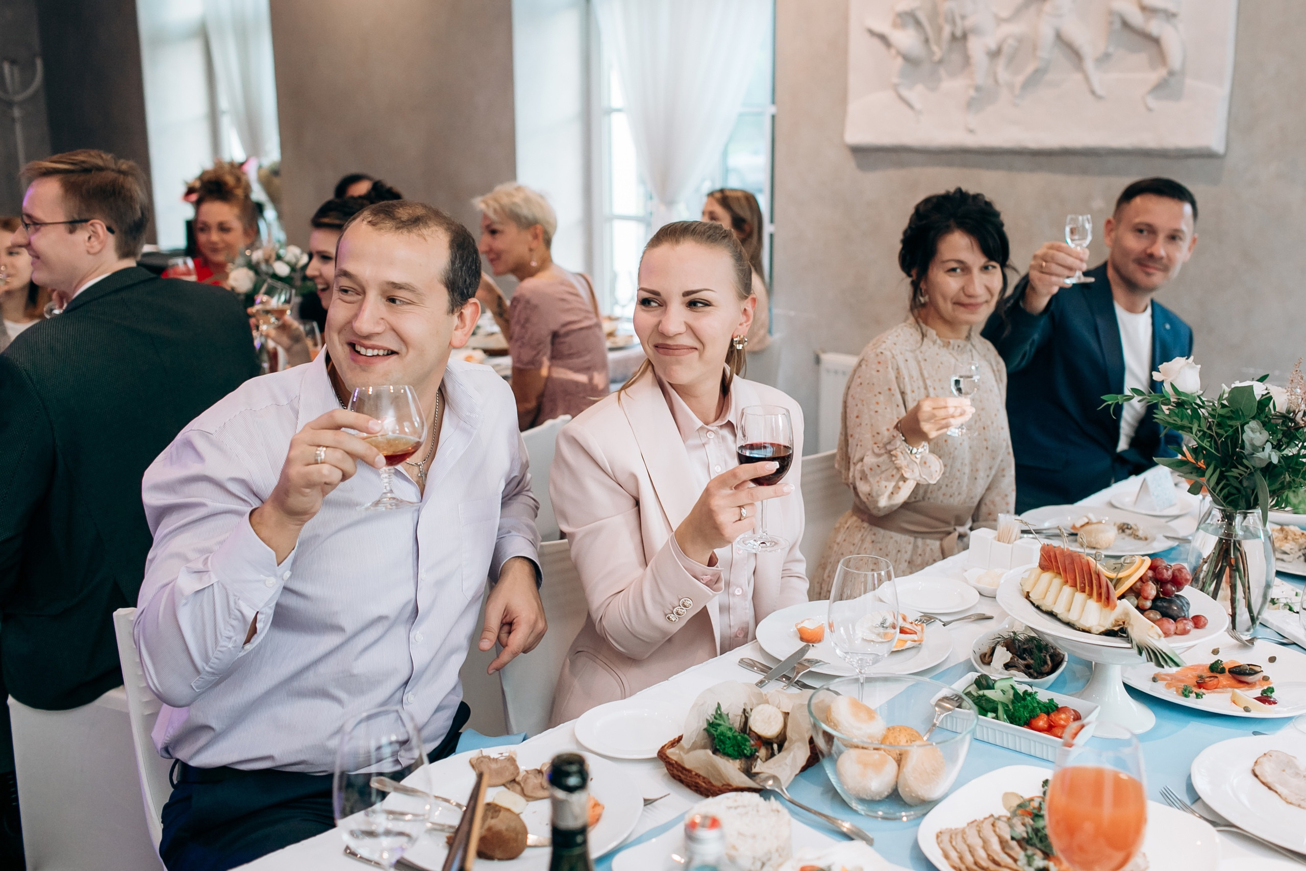 Свадебная фотосессия в Петергофе. Свадебный фотограф в Санкт-Петербурге и Петергофе Андрей Заяц
