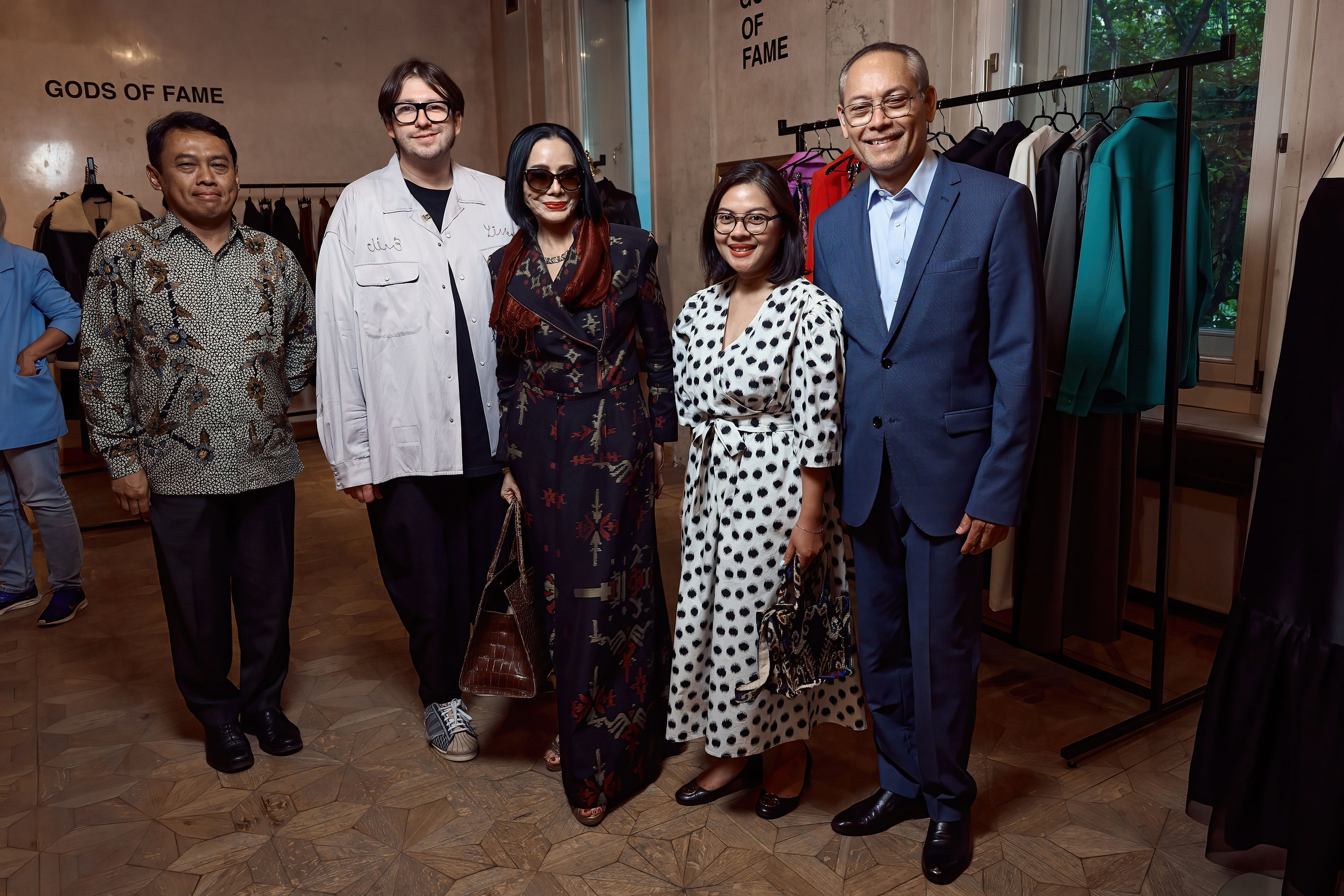 FHUB.2023. Дима Бабушкин. Фотограф. Подиум. Репортаж. Творчество. Дорого