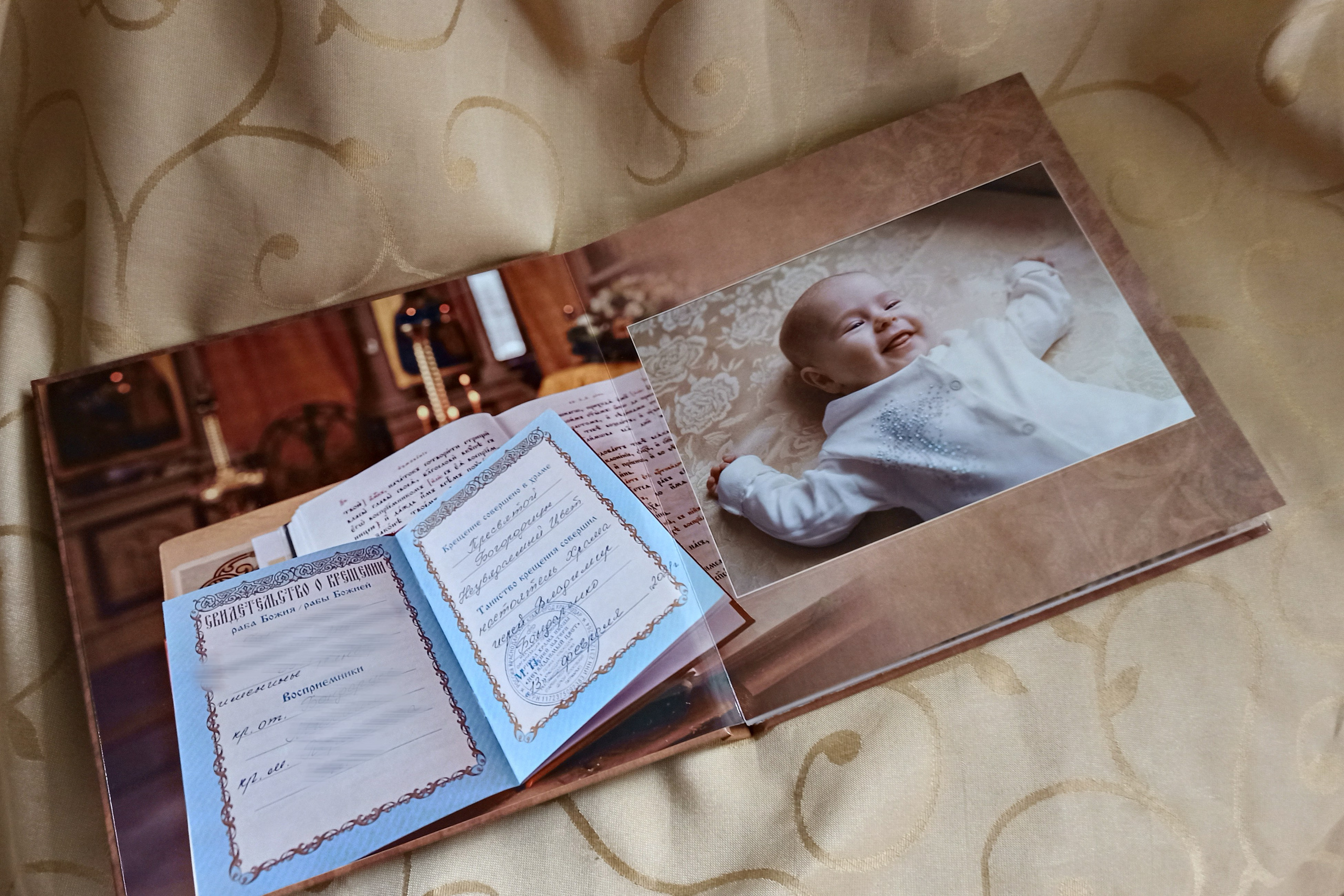 Фотокниги на заказ. Марина Ушакова. Фотограф. Выпускные альбомы. г. Краснодар