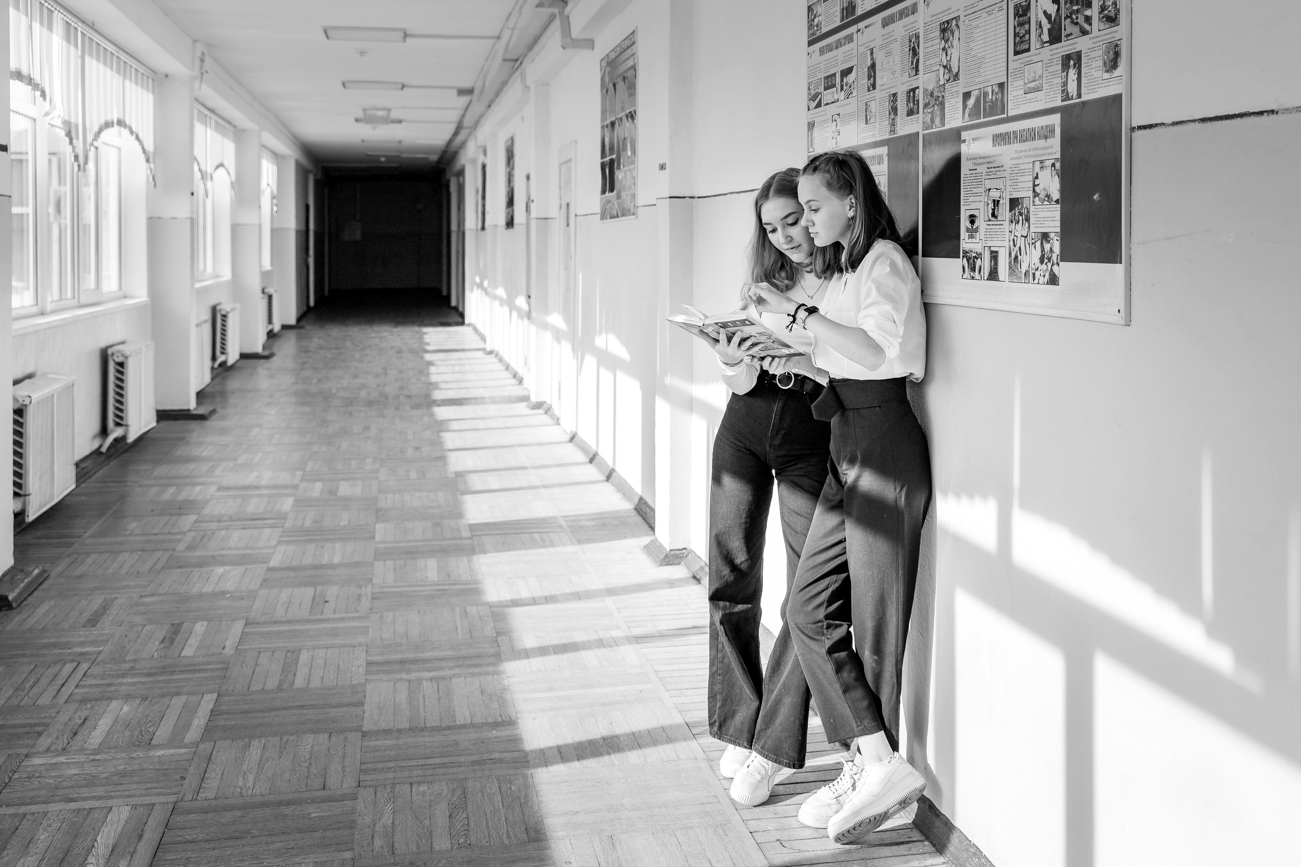 ОТ ЗВОНКА ДО ЗВОНКА. Марина Ушакова. Фотограф. Выпускные альбомы. г. Краснодар