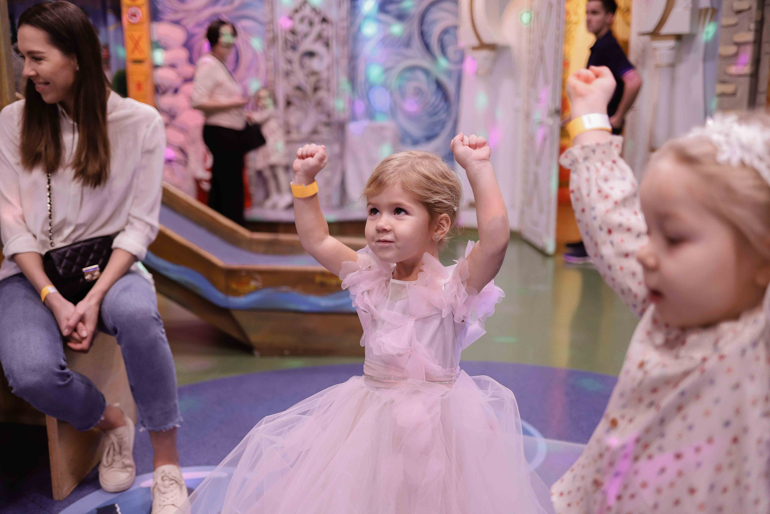 В гостях у сказки. Лиоре 3 года. Семейный фотограф в Москве