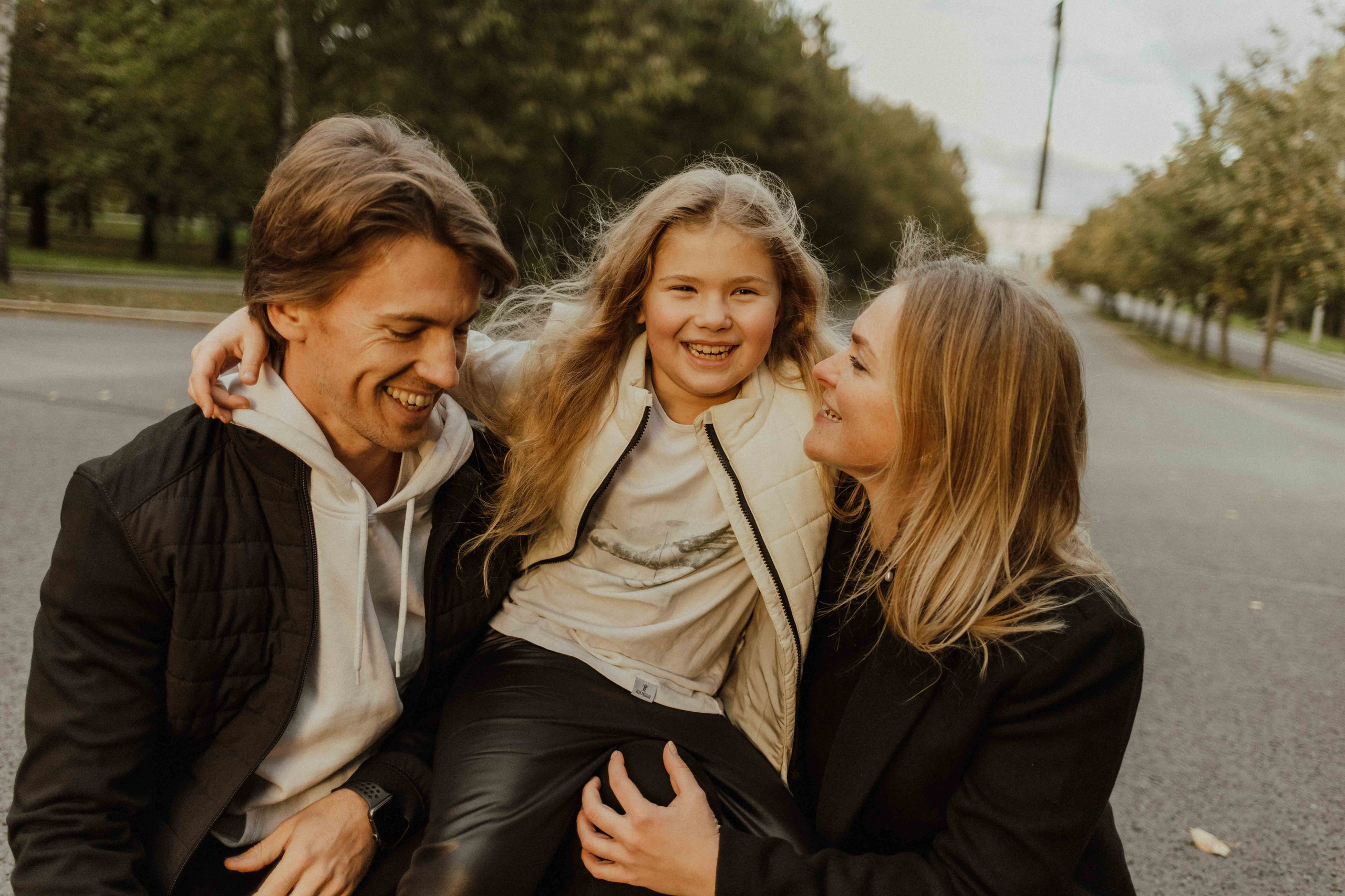 Надежда, Дмитрий и Ева. Семейный фотограф в Москве