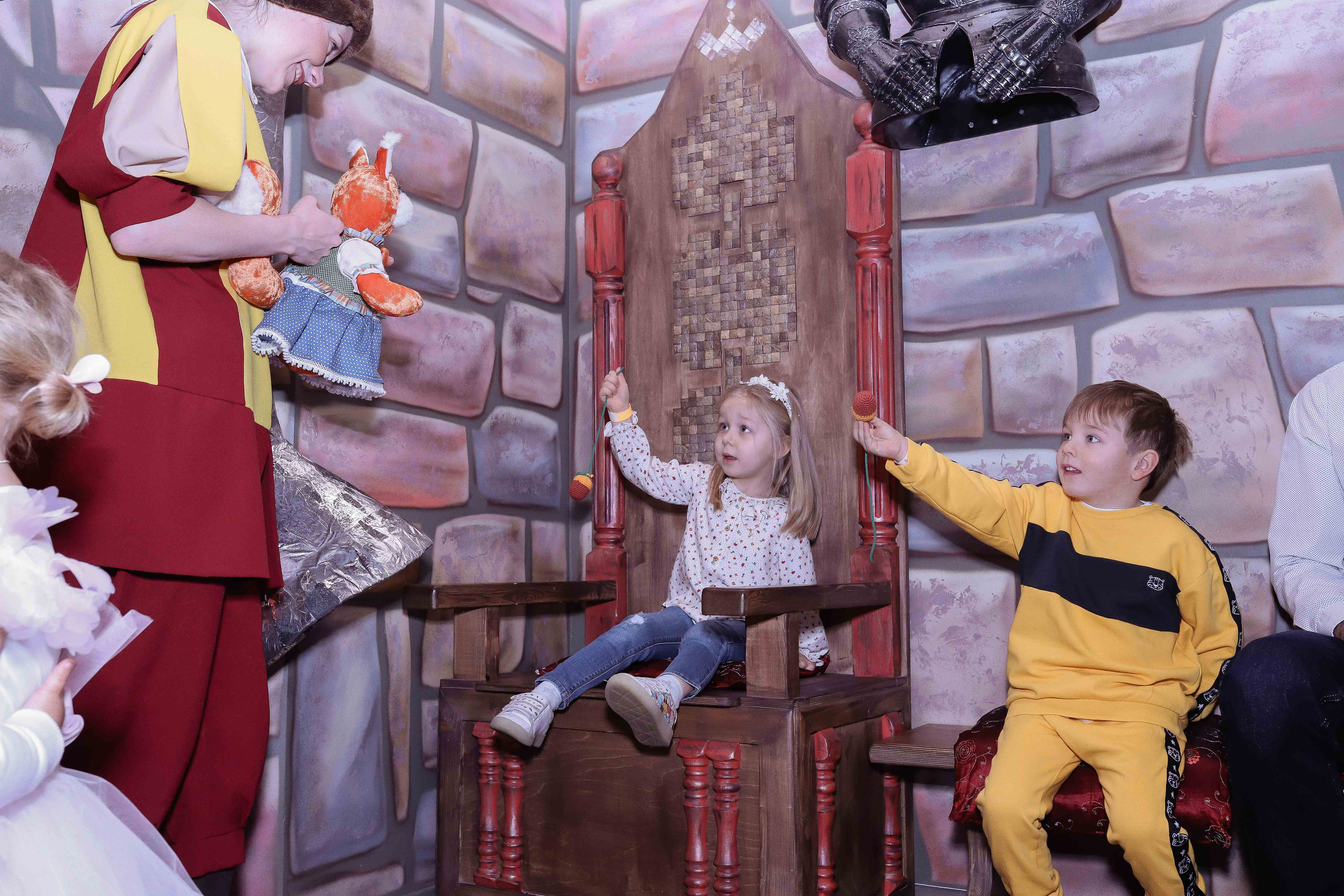 В гостях у сказки. Лиоре 3 года. Семейный фотограф в Москве